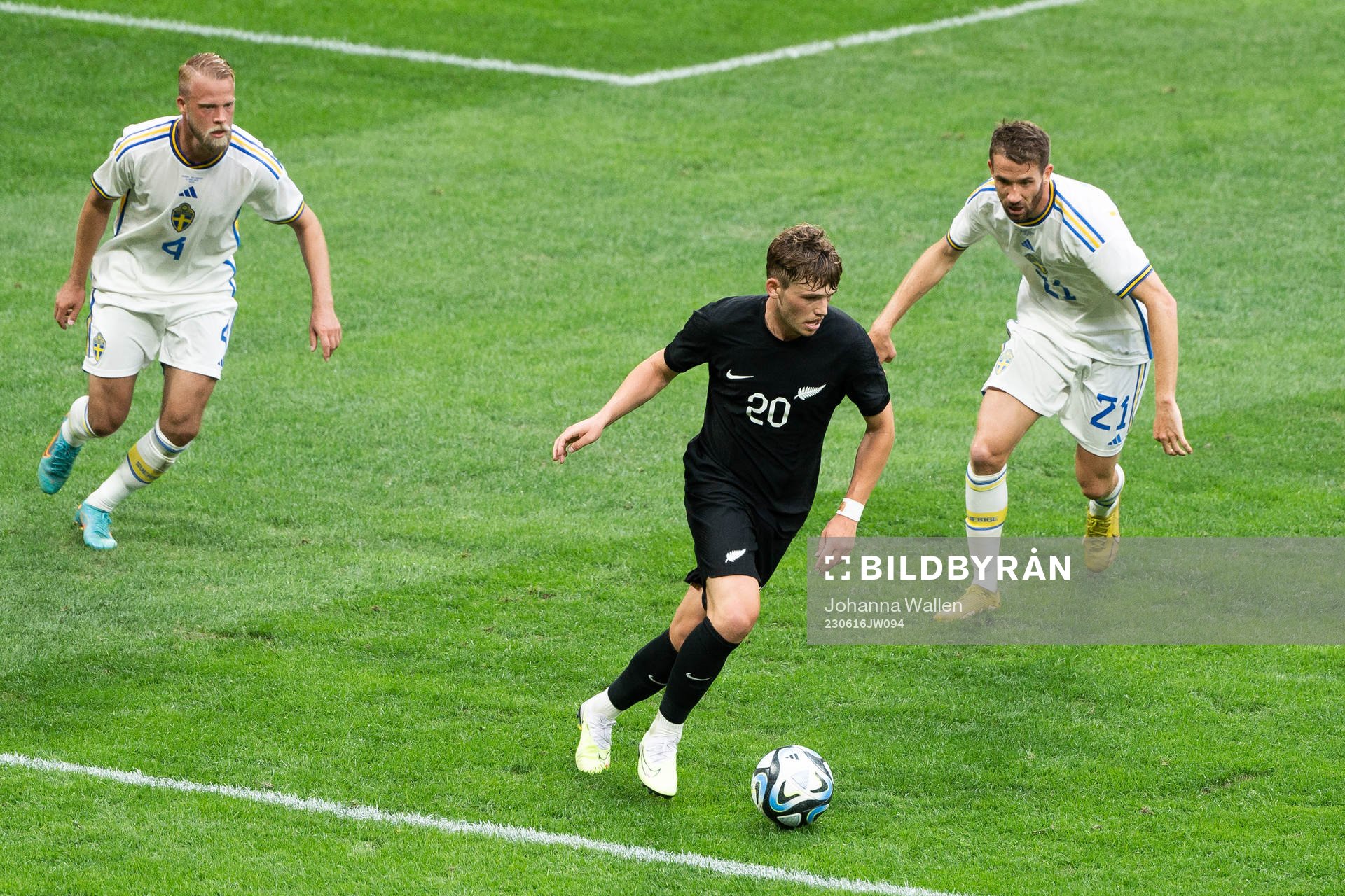 Daniel Sundgren and Marcus Rohdén against Callum Mccowatt