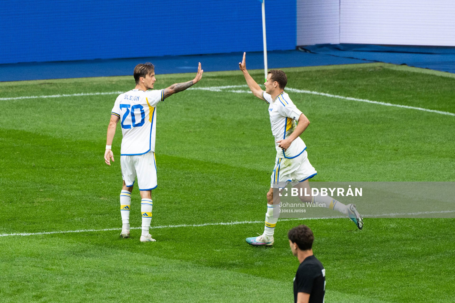 Kristoffer Olsson and Viktor Claesson of Sweden celebrate