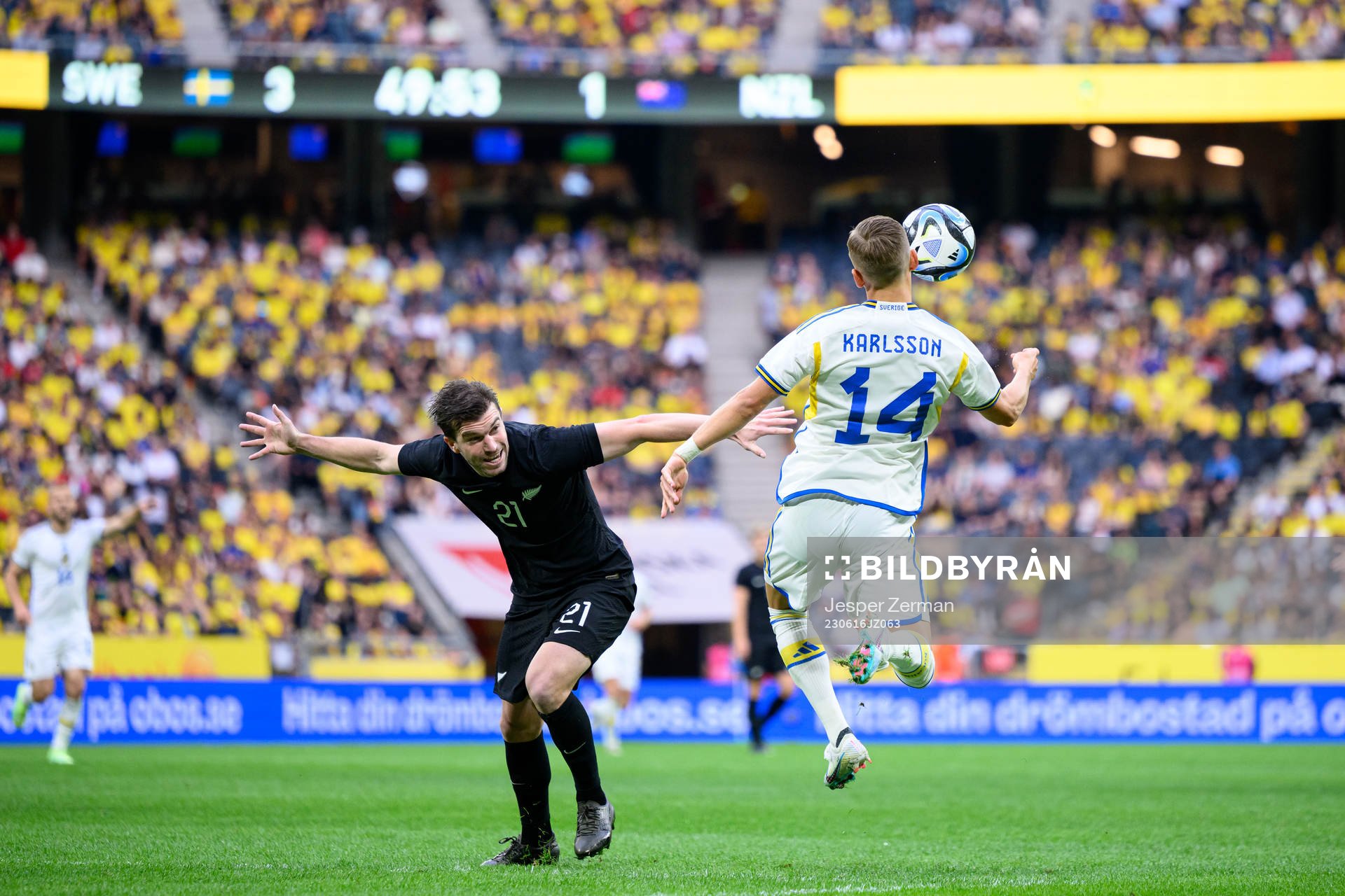 Tim Payne of New Zealand and Jesper Karlsson of Sweden