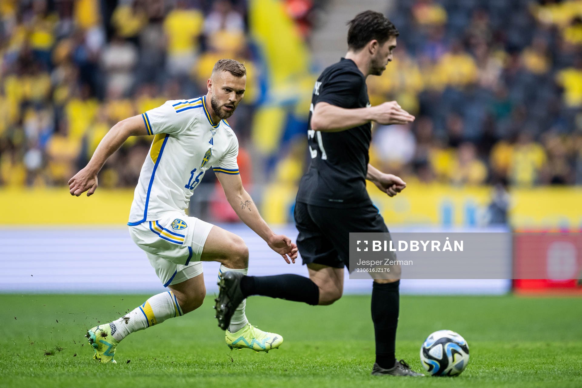 Jesper Karlström of Sweden and Tim Payne of New Zealand