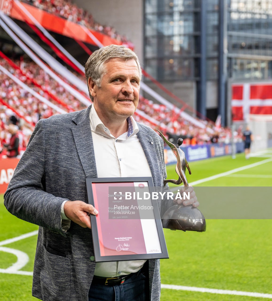 Jan Mølby inducted to the Danish Football Hall of fame