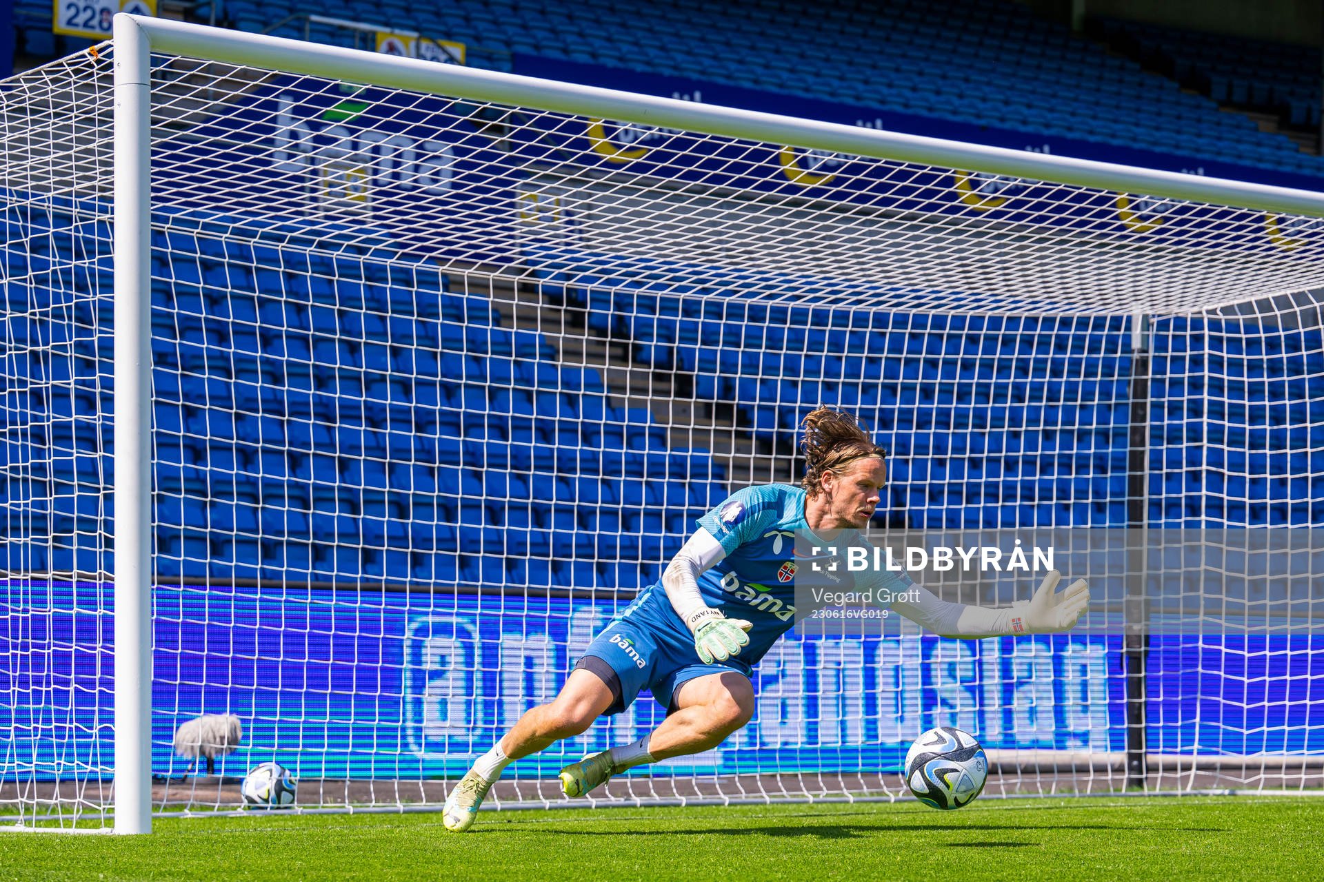 Goalkeeper Ørjan Håskjold Nyland of the Norwegian