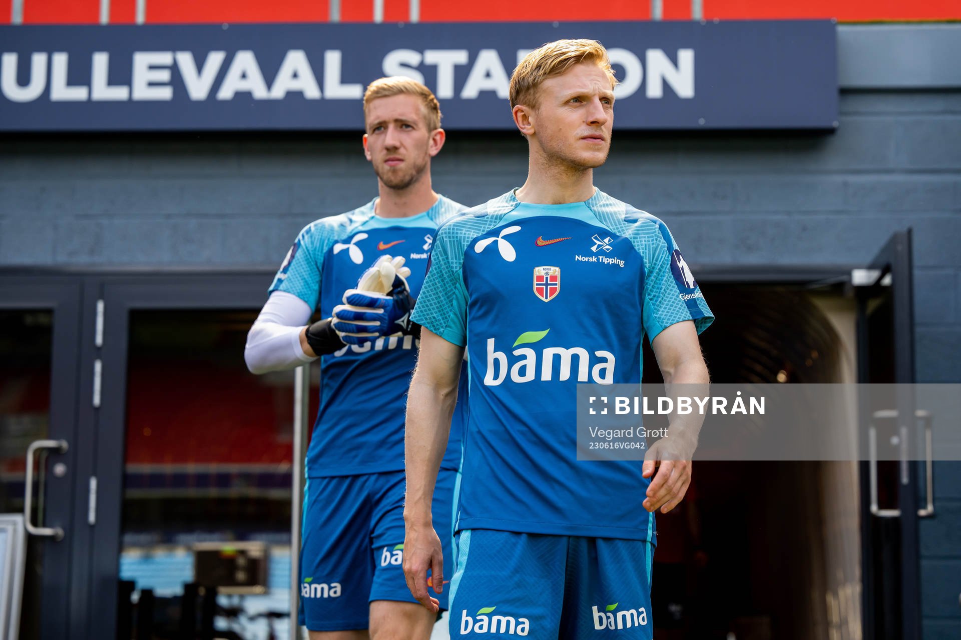 Goalkeeper Egil Selvik and Mats Møller Dæhli of the
