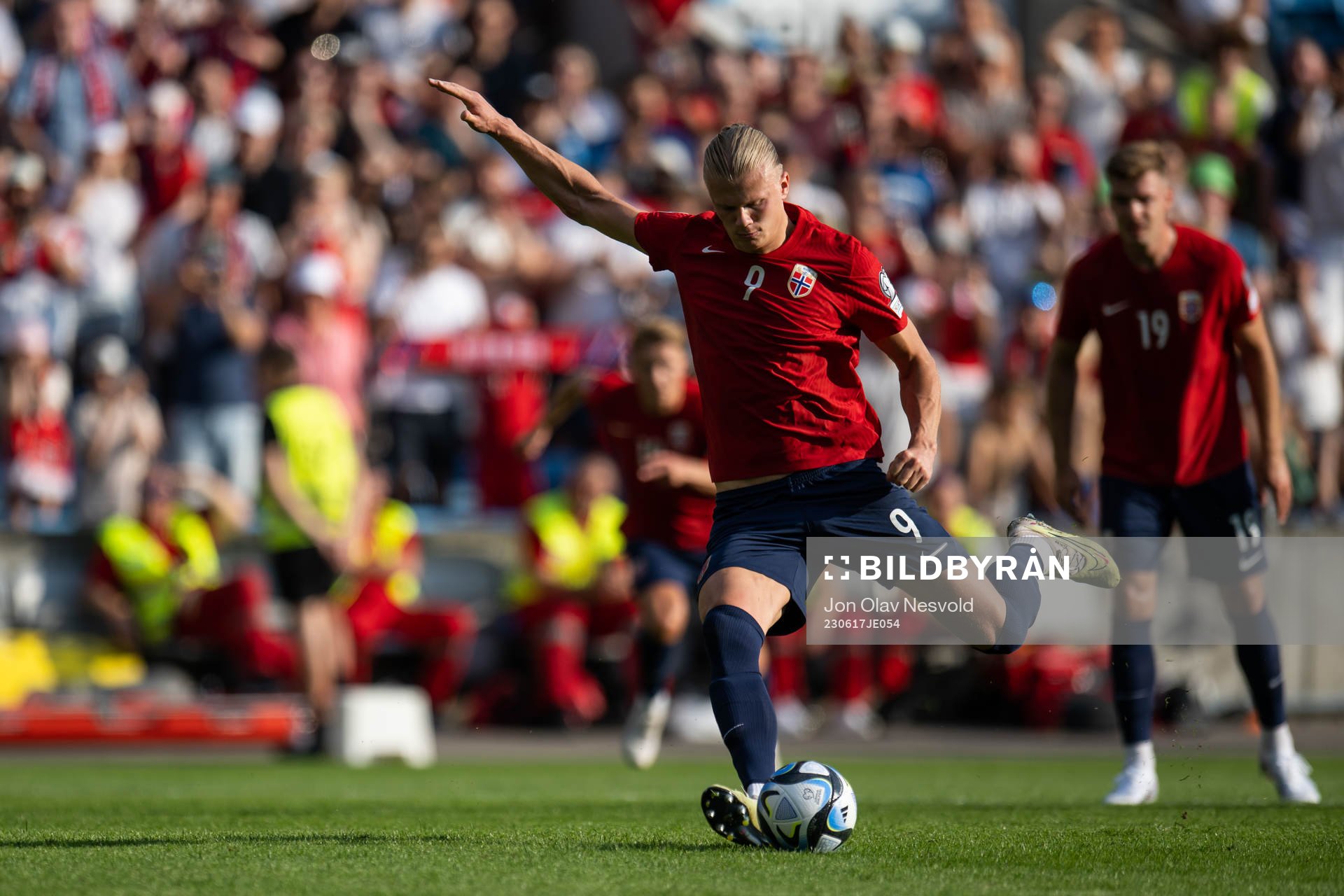 Erling Braut Haaland of Norway scores 1-0