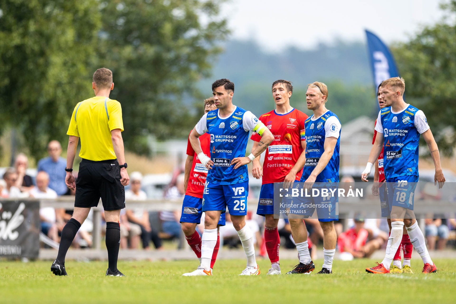 Oddevolds Kenan Mehovic får rött kort