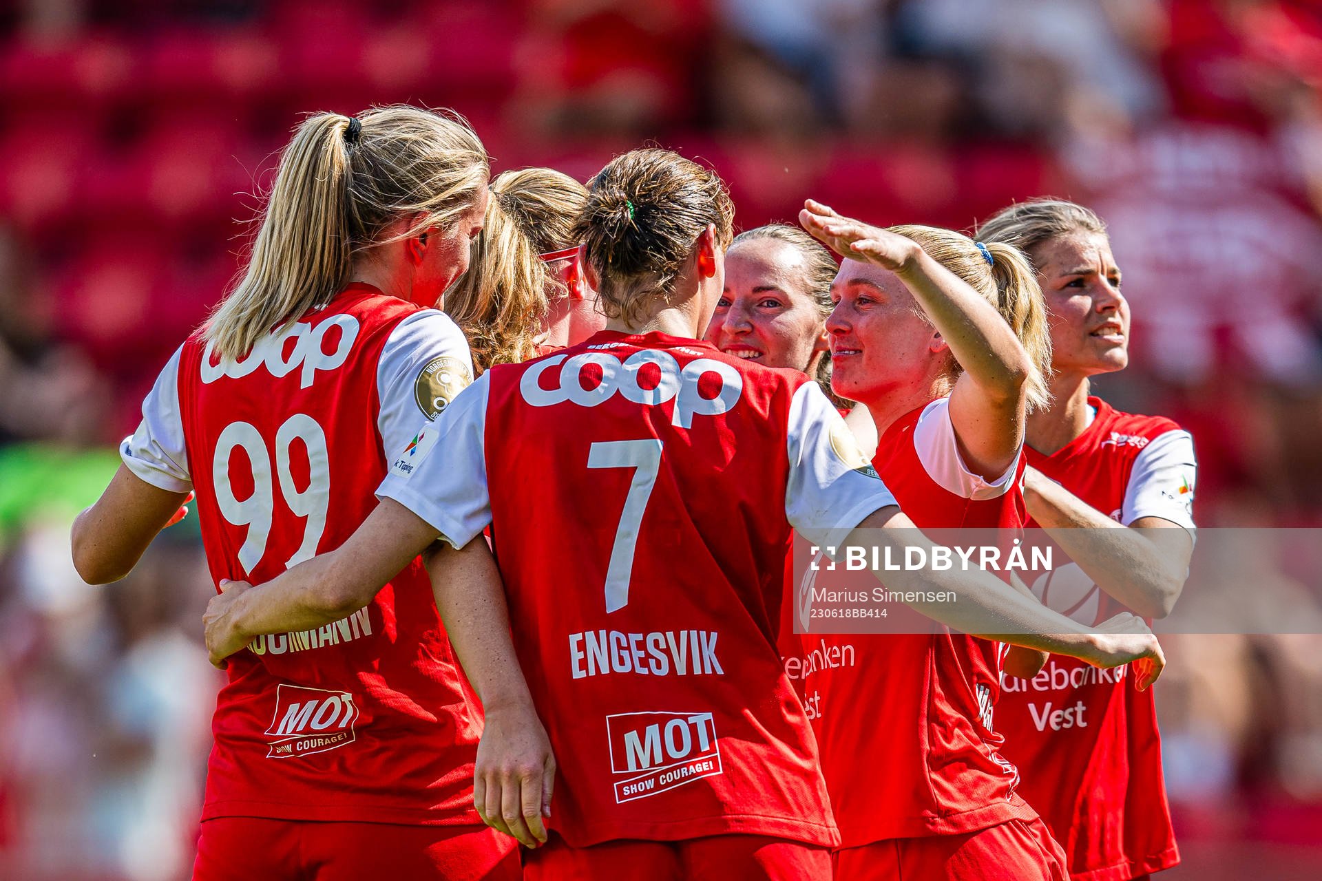 Marit Bratberg Lund of Brann celebrates