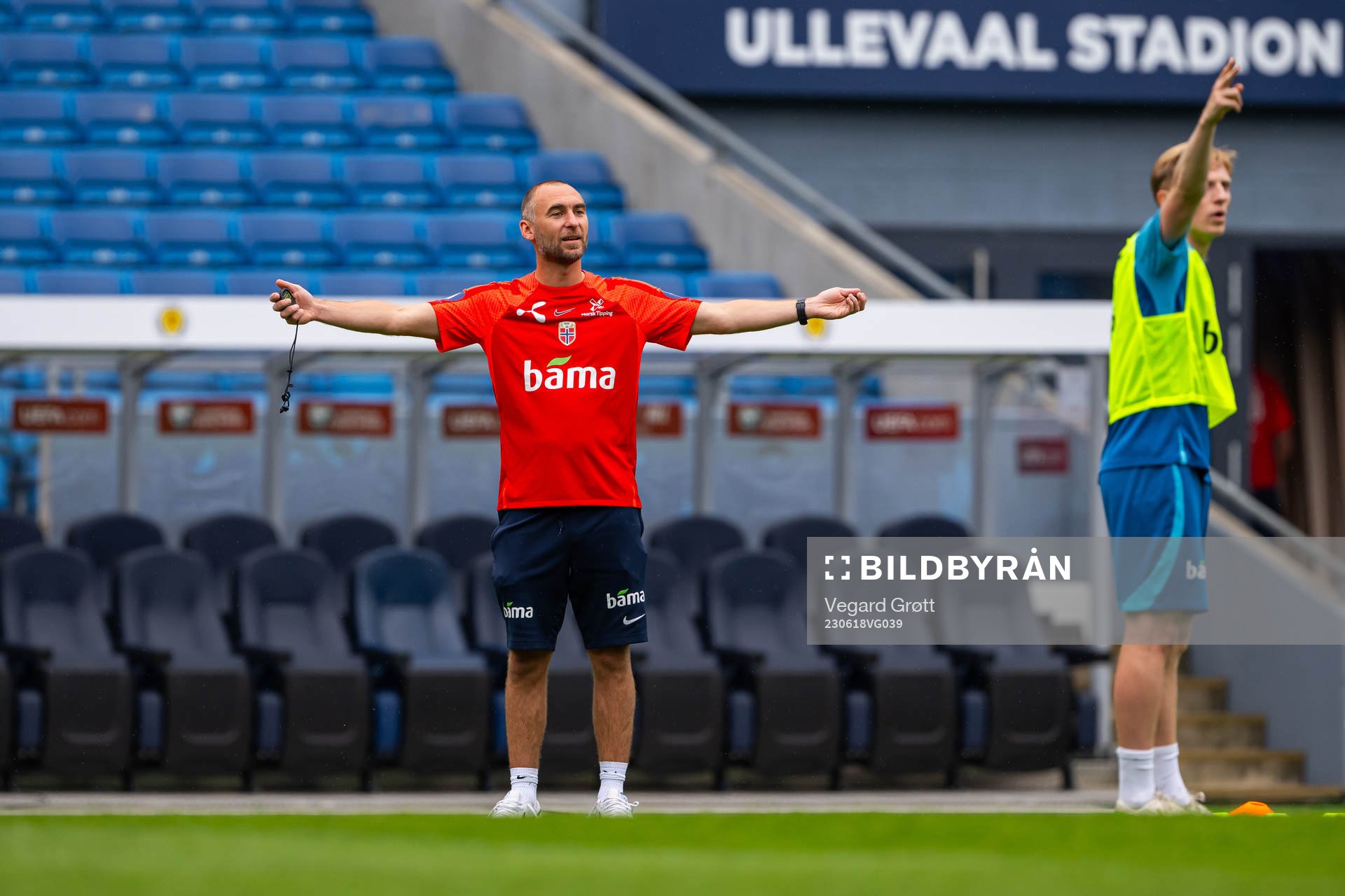Sigurd Ertsås, kit manager of the Norwegian national