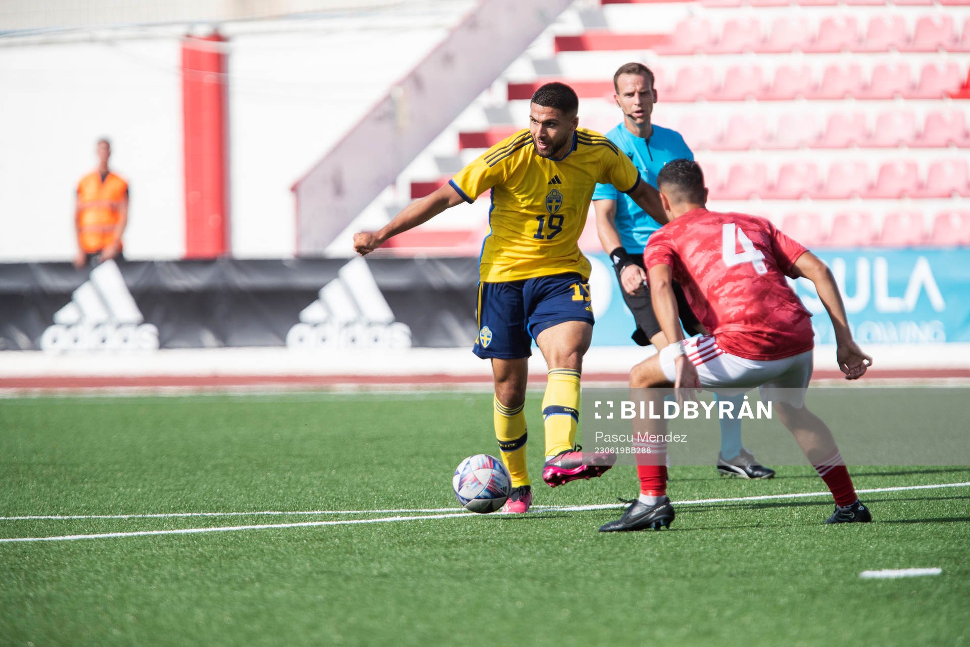 Omar Faraj of Sweden and Julian Britto of Gibraltar