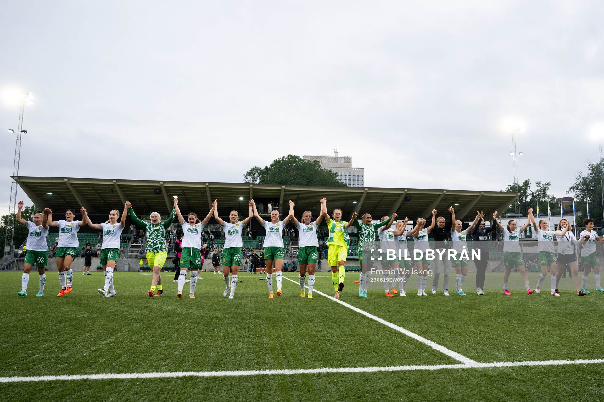 Hammarbys spelare jublar