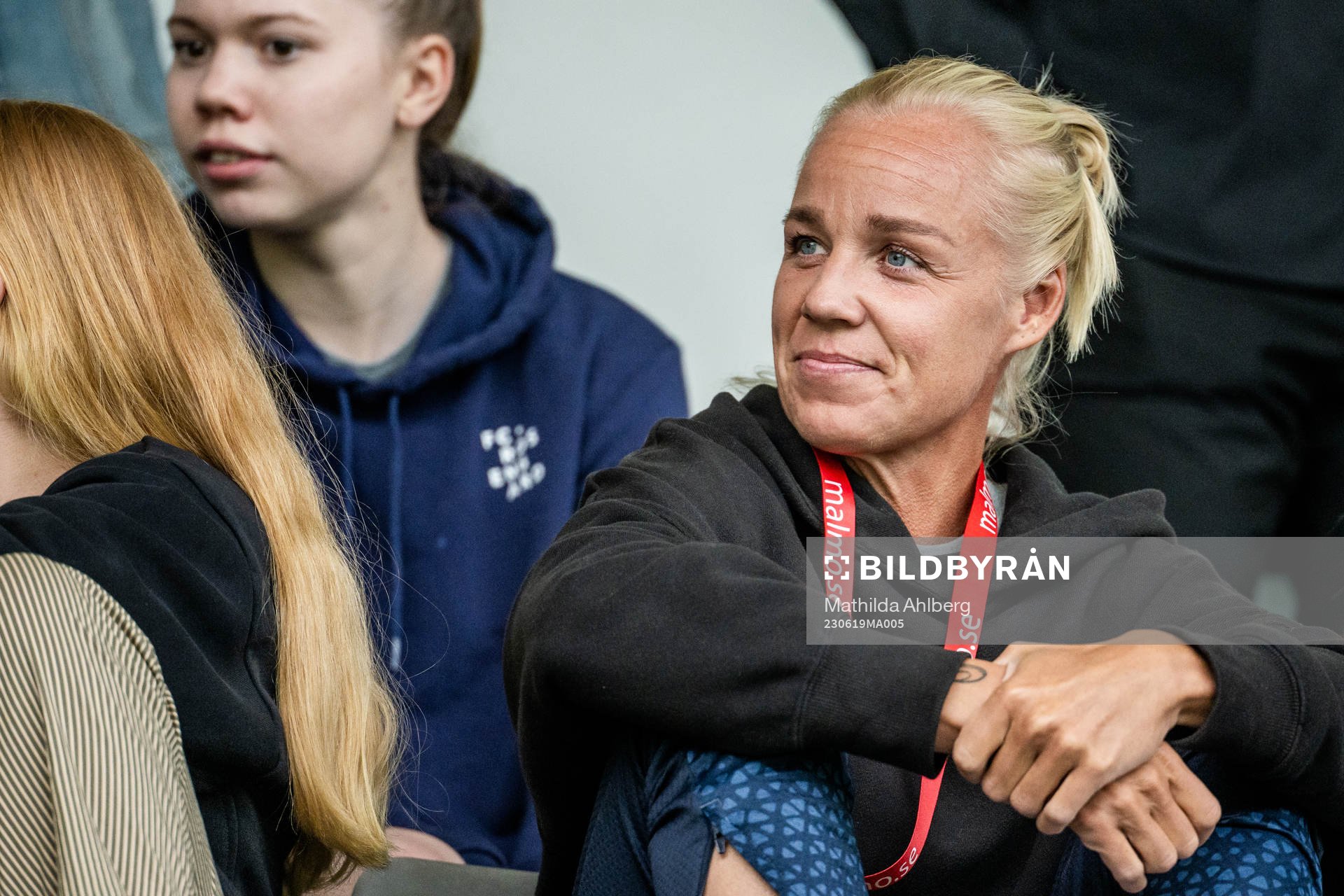 FC Rosengårds Caroline Seger på läktaren
