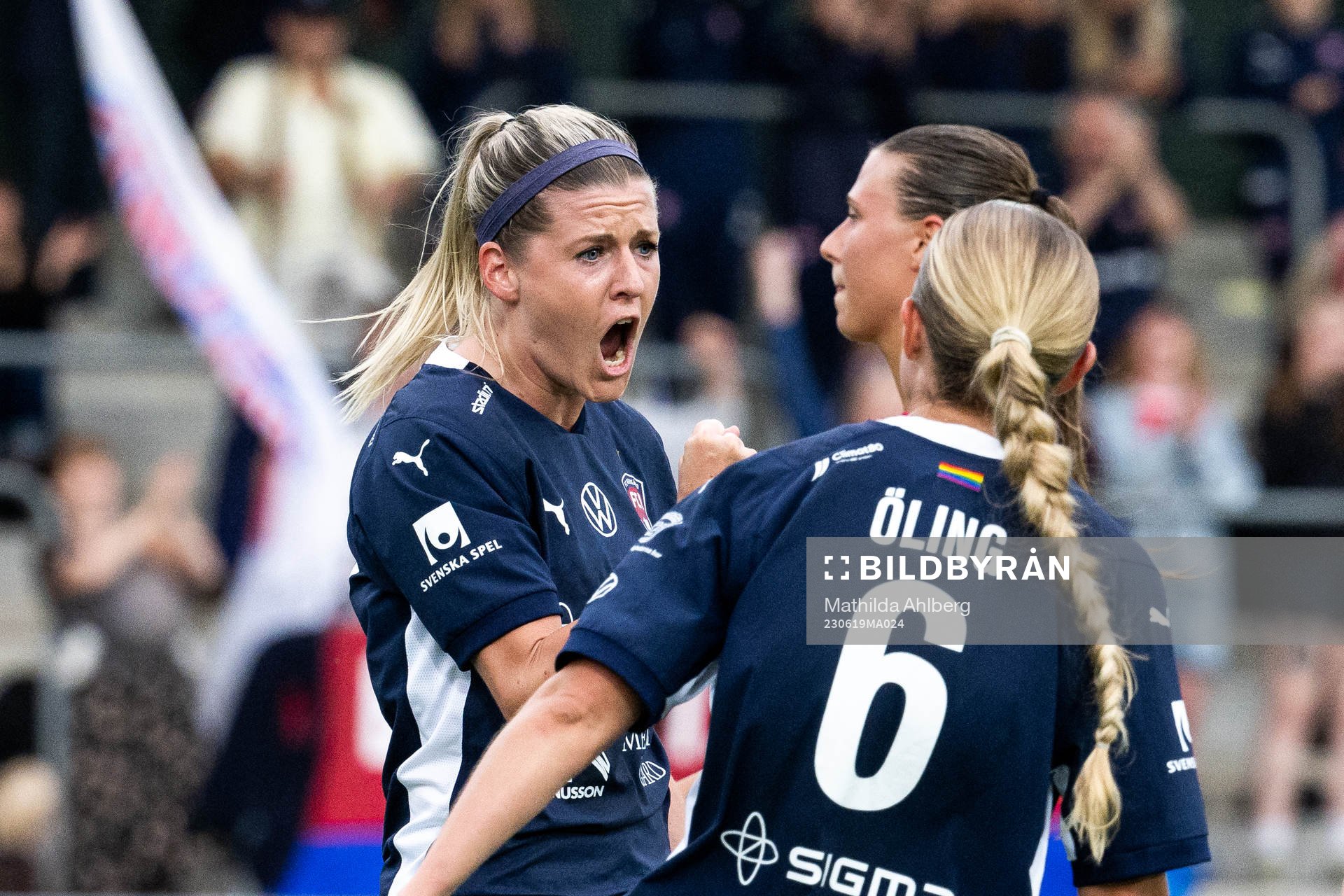 FC Rosengårds Olivia Schough jublar