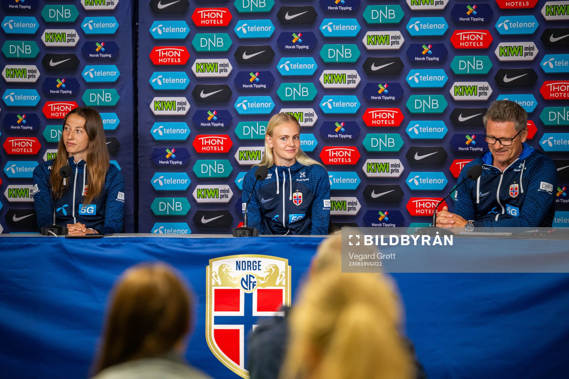 Goalkeeper Cecilie Fiskerstrand, Karina Sævik, and press