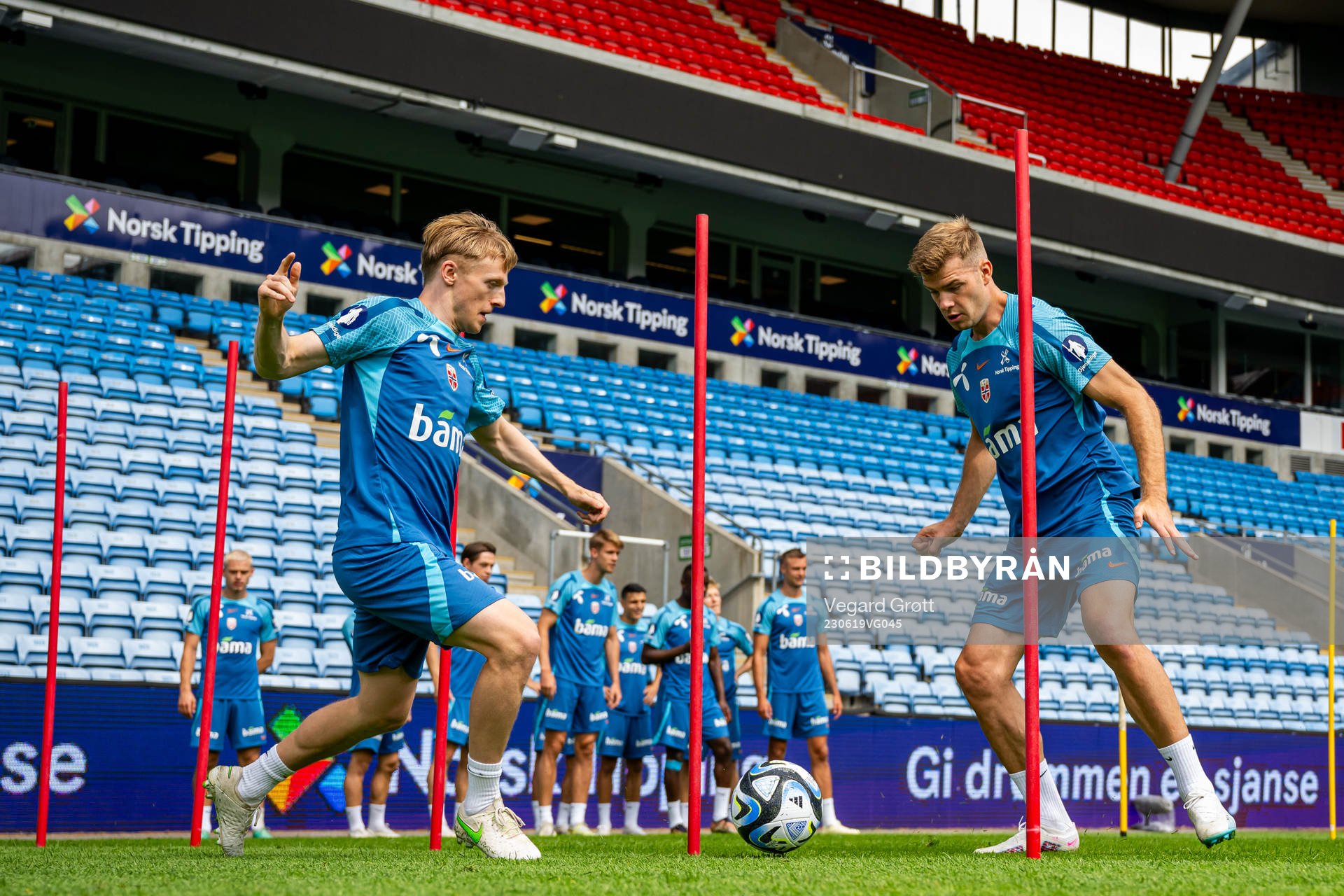 Mats Møller Dæhli and Alexander Sørloth of the Norwegian