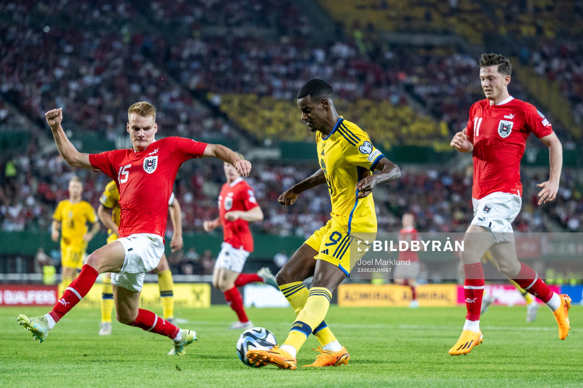Philipp Lienhart and Michael Gregoritsch of Austria against