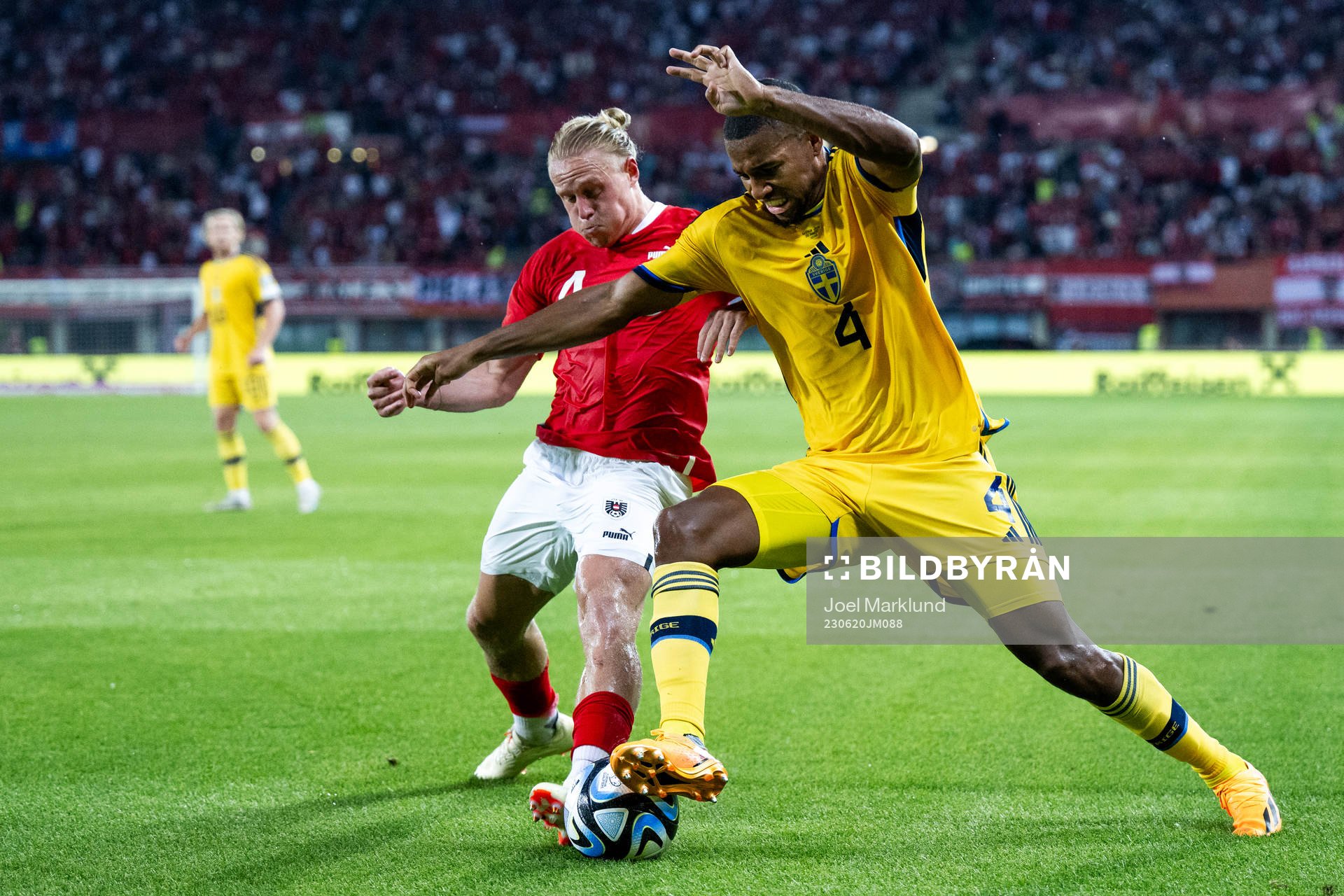 Xaver Schlager of Austria and Isak Hien of Sweden