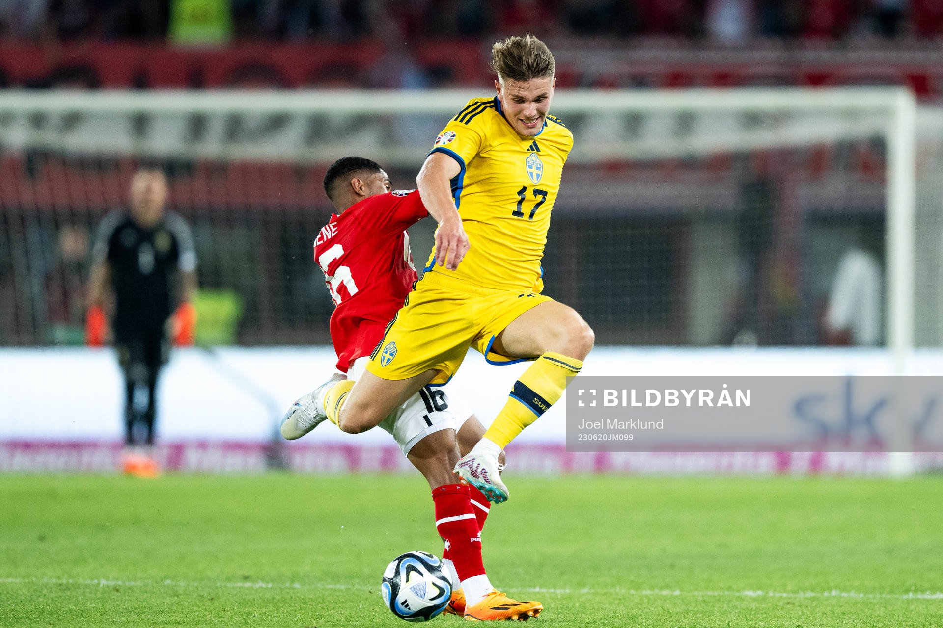 Phillipp Mwene of Austria and Viktor Gyökeres of Sweden