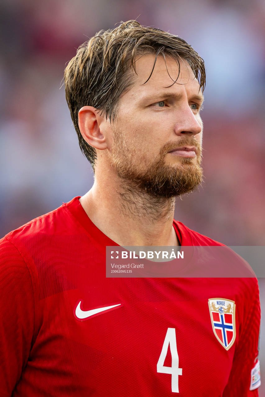 Stefan Strandberg of Norway line up