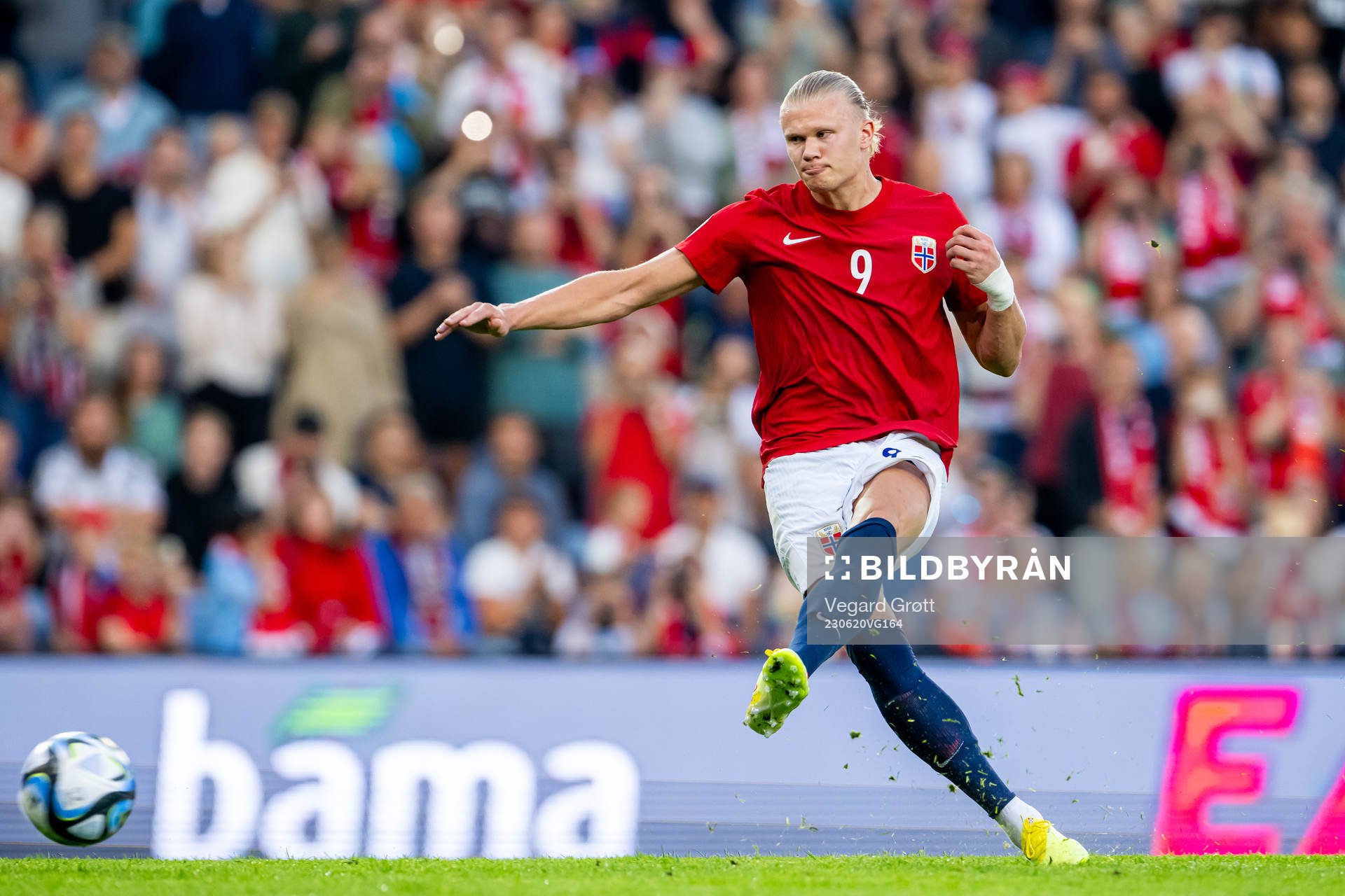 Erling Braut Haaland of Norway scores the 2-0 goal