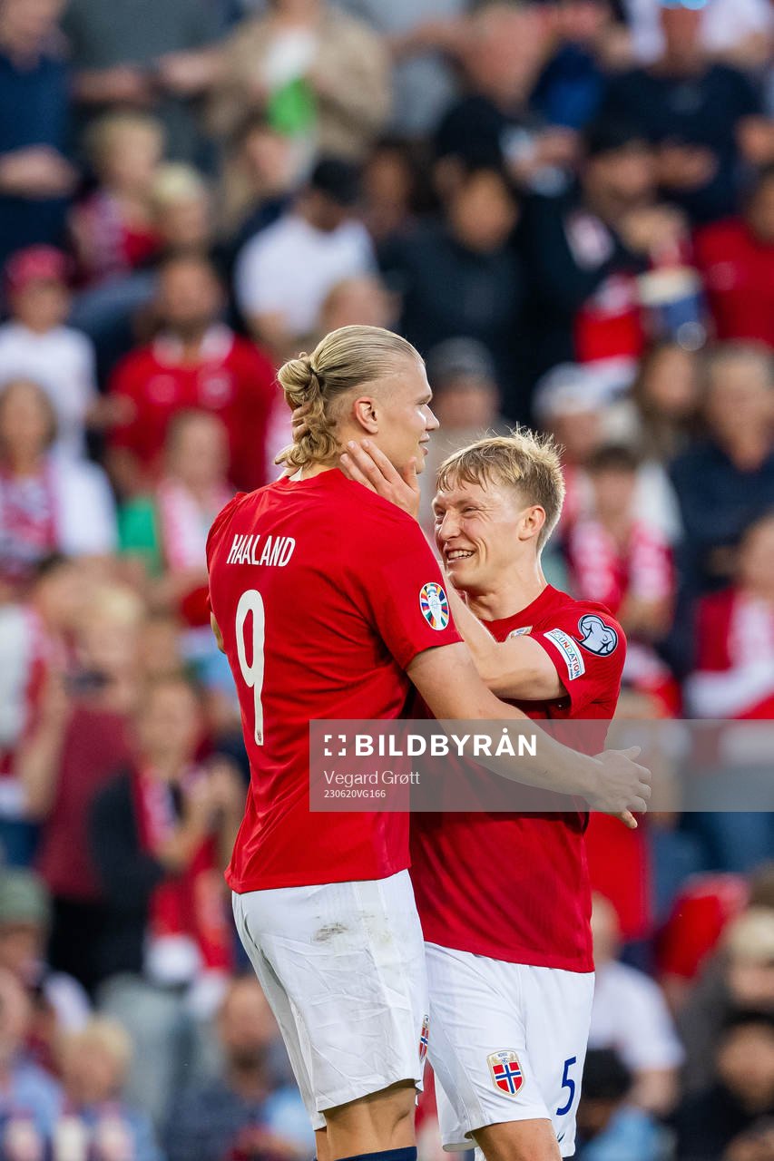 Erling Braut Haaland of Norway celebrates with Birger Meling