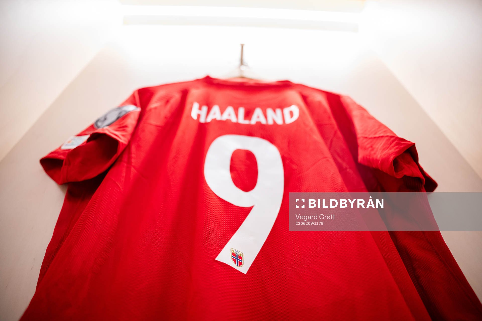 The kit of Erling Braut Haaland of Norway in the dressing