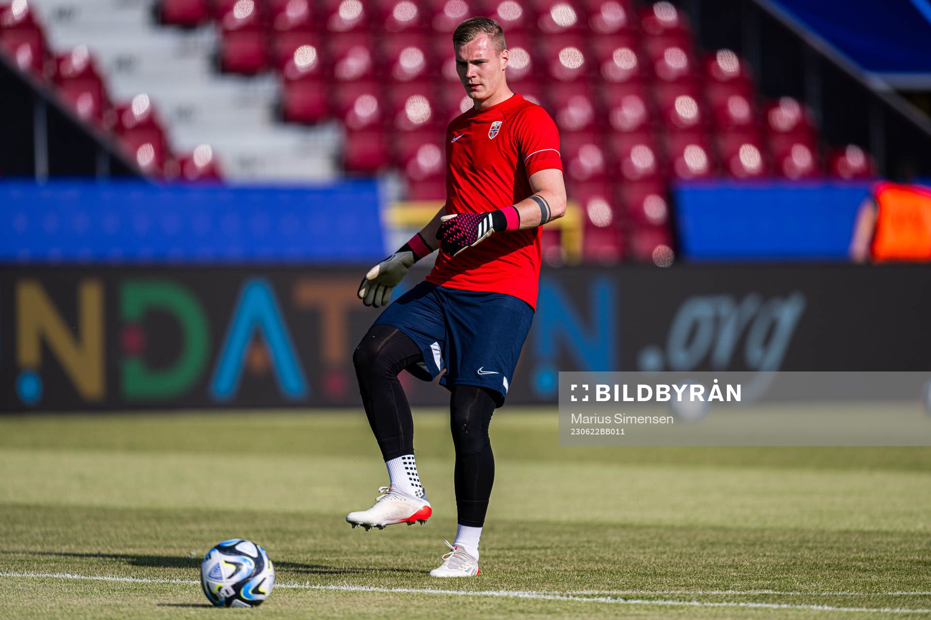 Kristoffer Klaesson of Norway warms up