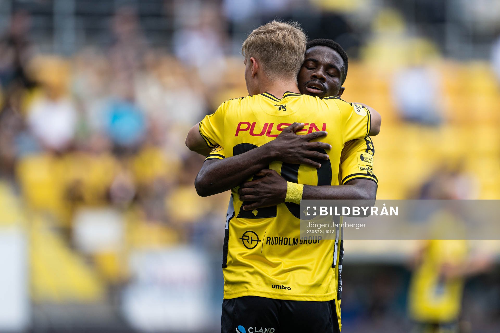 Elfsborgs Gottfrid Rapp jublar med Michael Baidoo