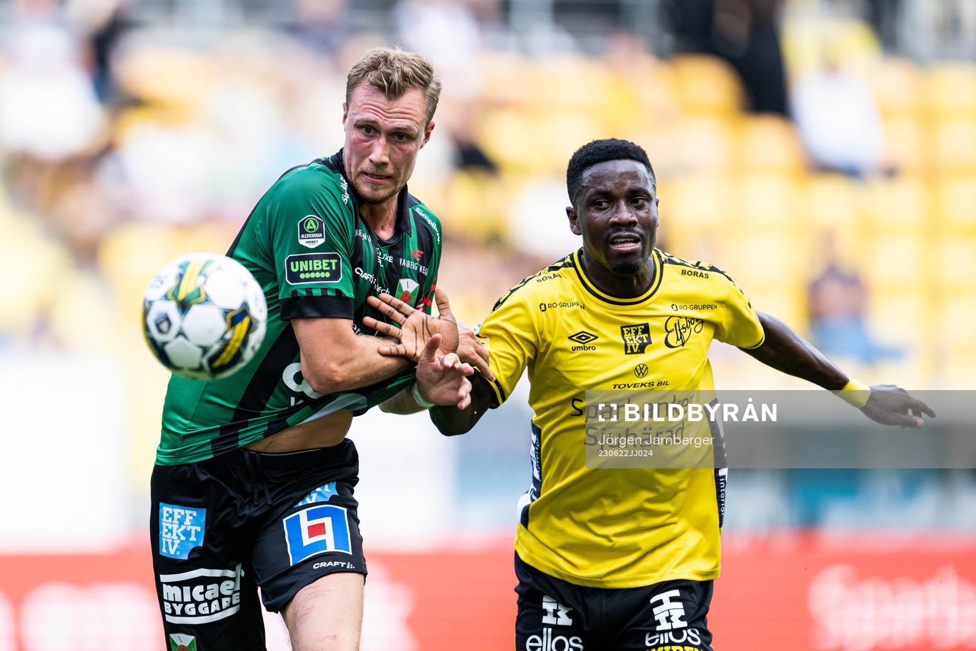 Varbergs Niklas Dahlström och Elfsborgs Michael Baidoo