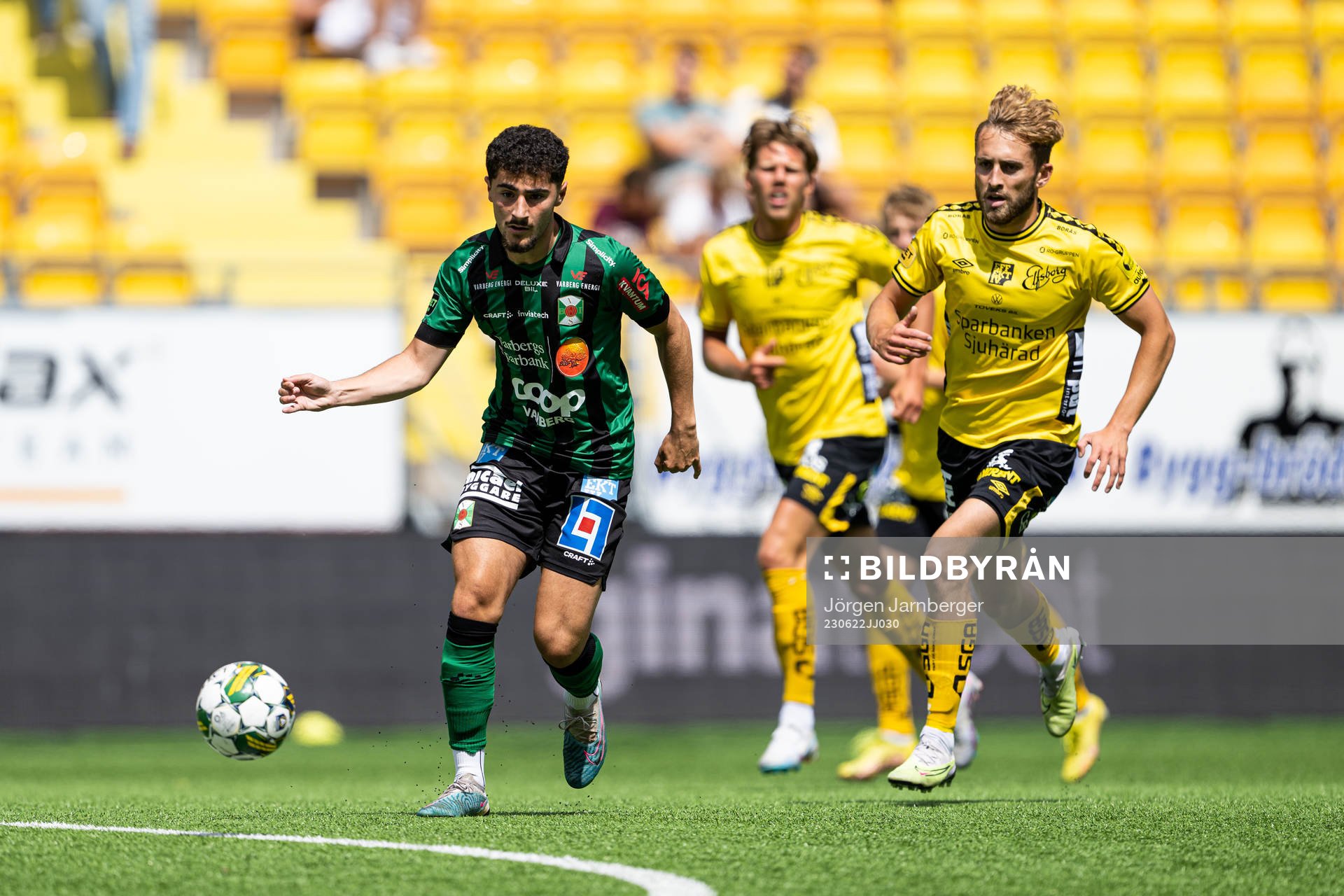 Varbergs Ismet Lushaku och Elfsborgs Jack Cooper-Love