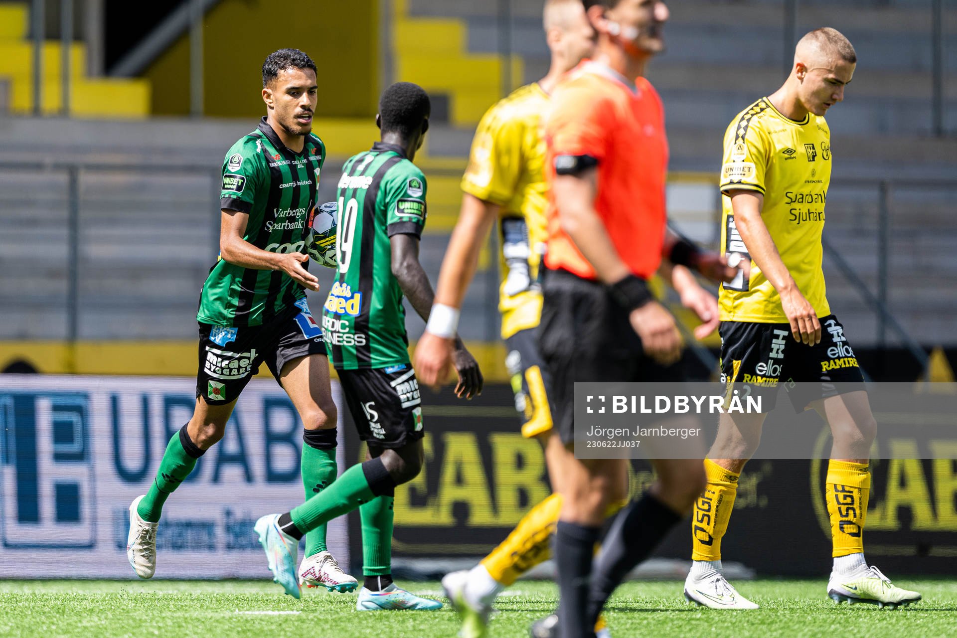Varbergs Eliton Pardinho Toreta Junior jublar efter mål under träningsmatchen i fotboll mellan Elfsborg och Varberg den 22 juni 2023 i Borås. 