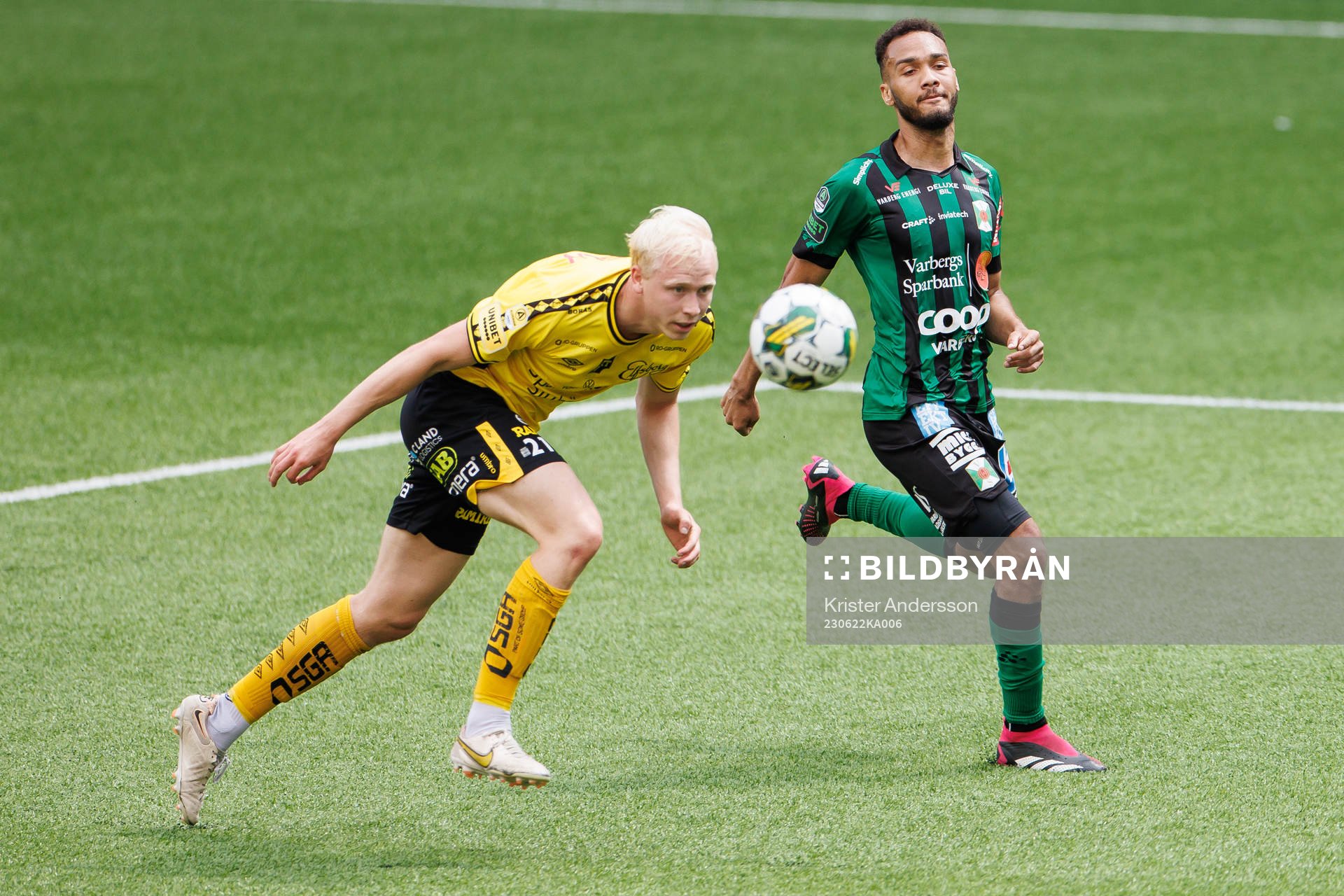 Elfsborgs André Boman och Varbergs Vinicius Nogueira de