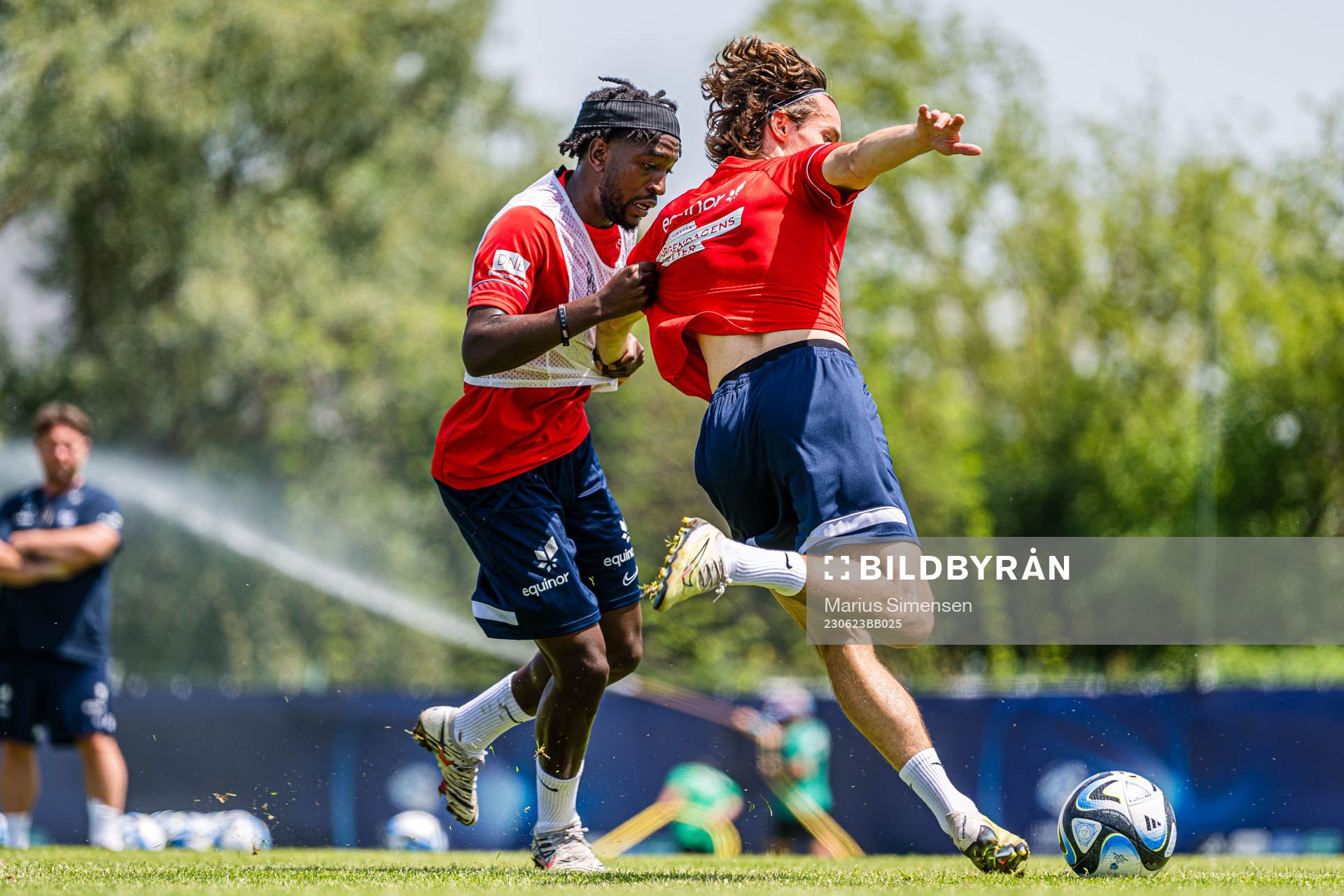 Warren Kamanzi and Markus Solbakken of the Norwegian