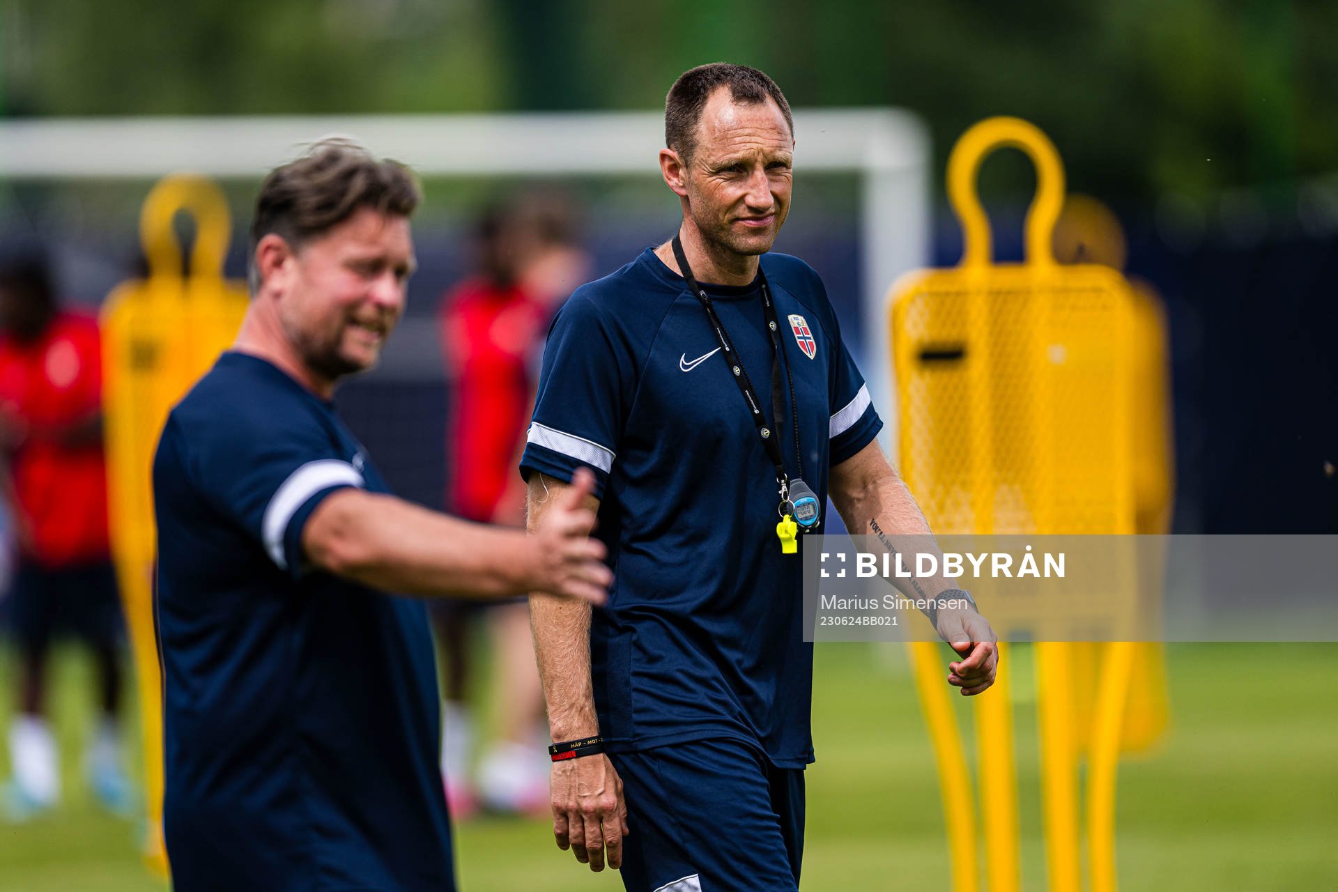 Assistant coach Terje Skjeldestad of the Norwegian under-21 national football team during a training session on June 24, 2023 in Cluj-Napoca.