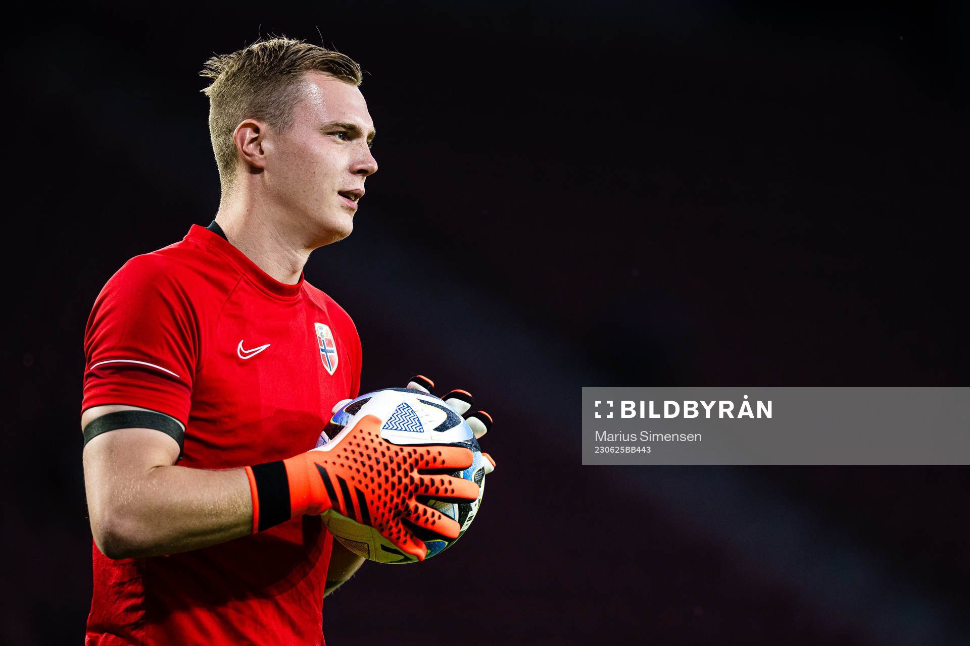 Kristoffer Klaesson of Norway warms up