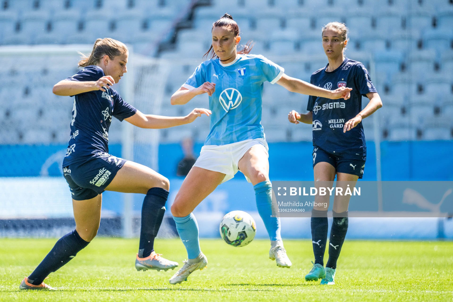 FC Rosengårds Sara Sulaiman och Josephine Lech