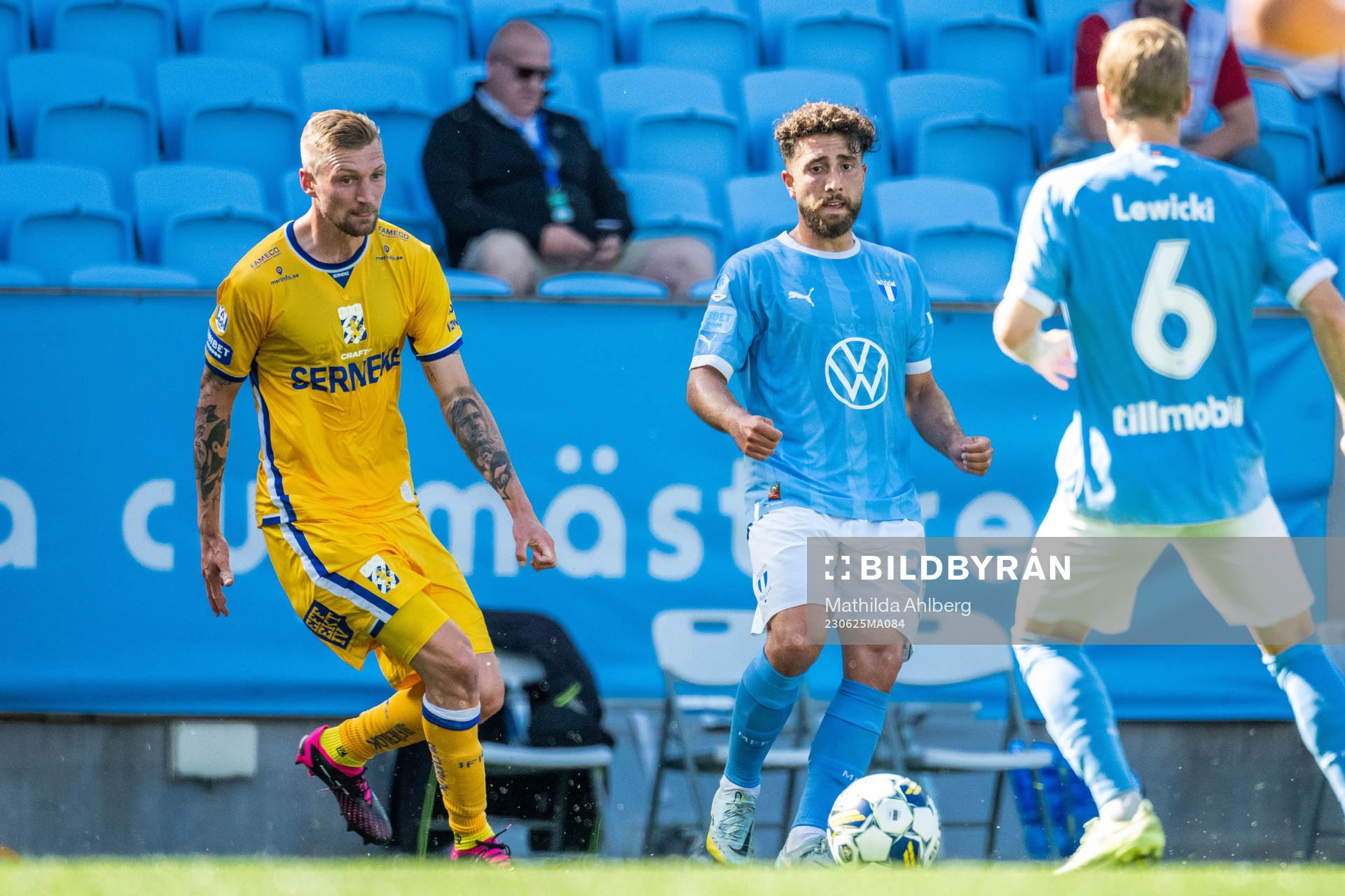 IFK Göteborgs Sebastian Eriksson och Malmö FFs Moustafa