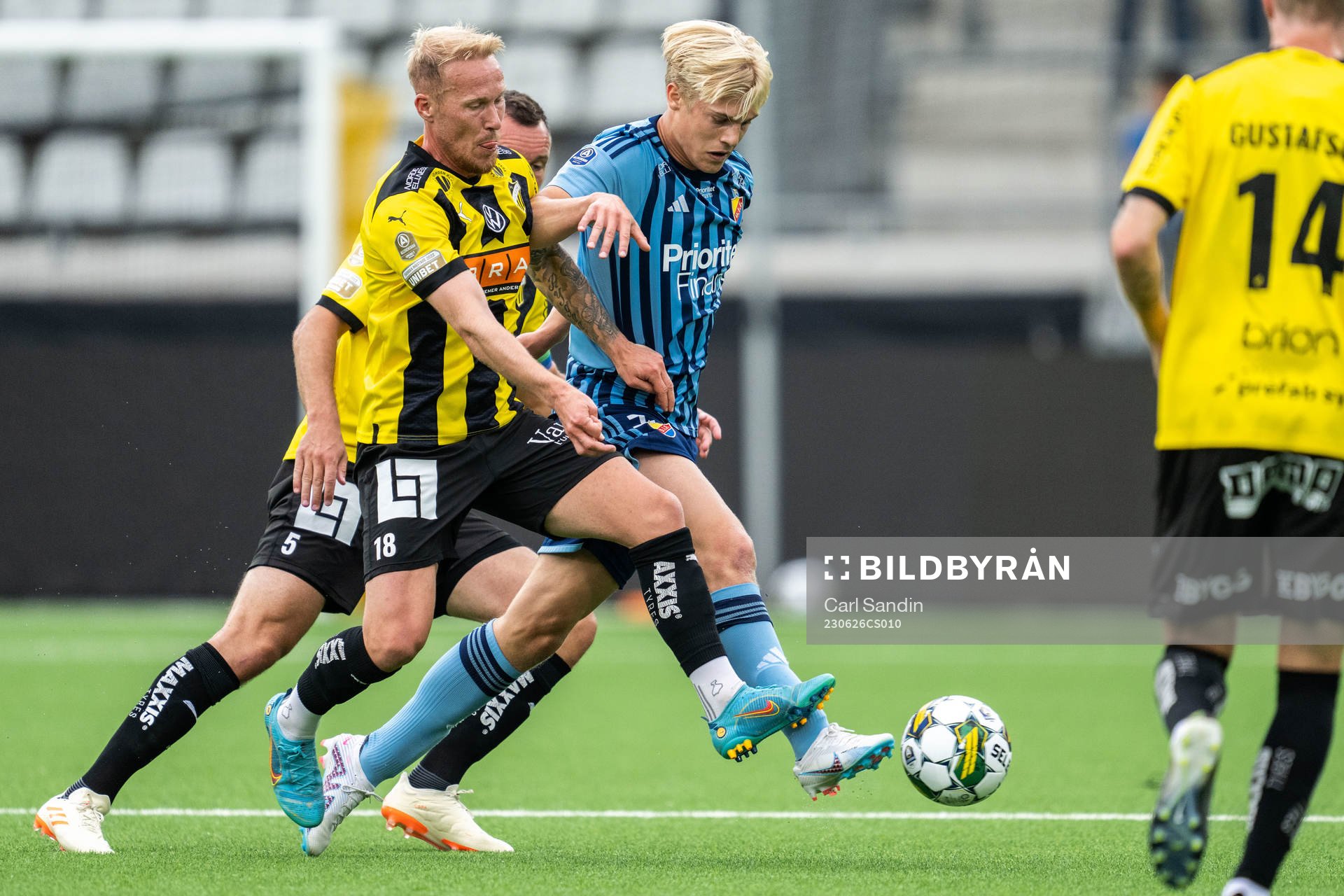 Häckens Mikkel Rygaard Jensen och Djurgårdens Lucas