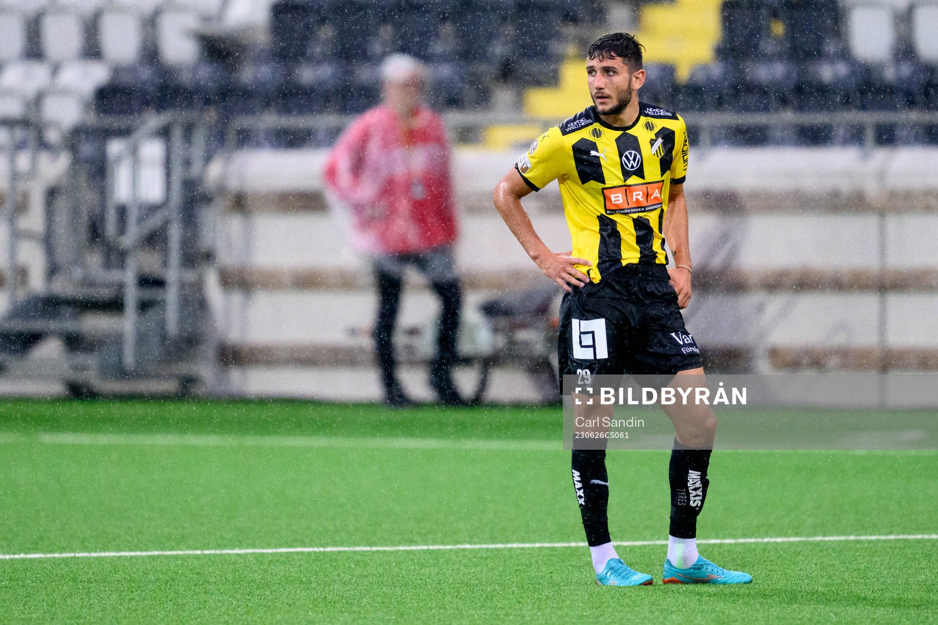 Häckens Filip Trpcevski deppar