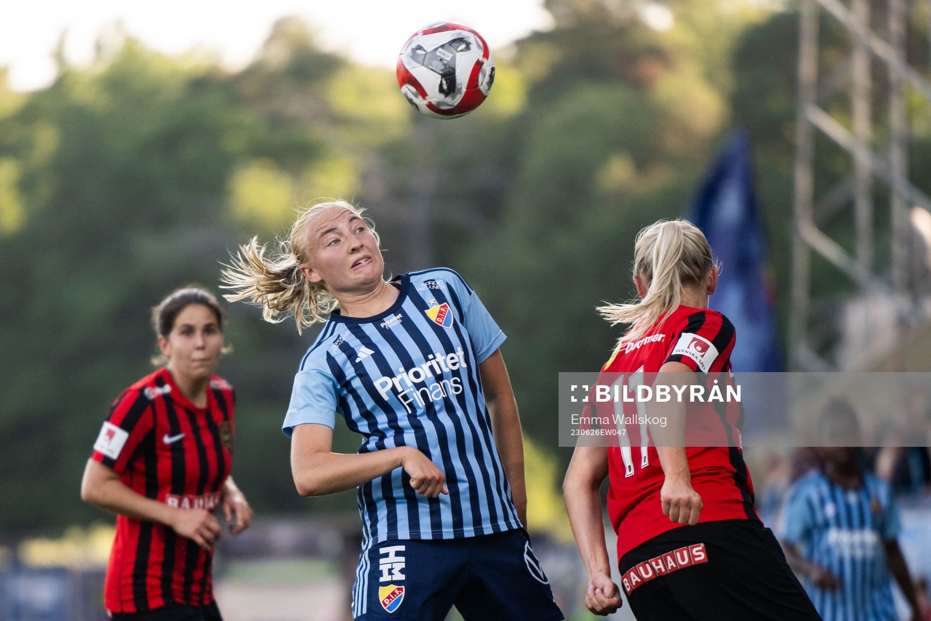 Djurgårdens Stinalisa Johansson och Brommapojkarnas Ellen