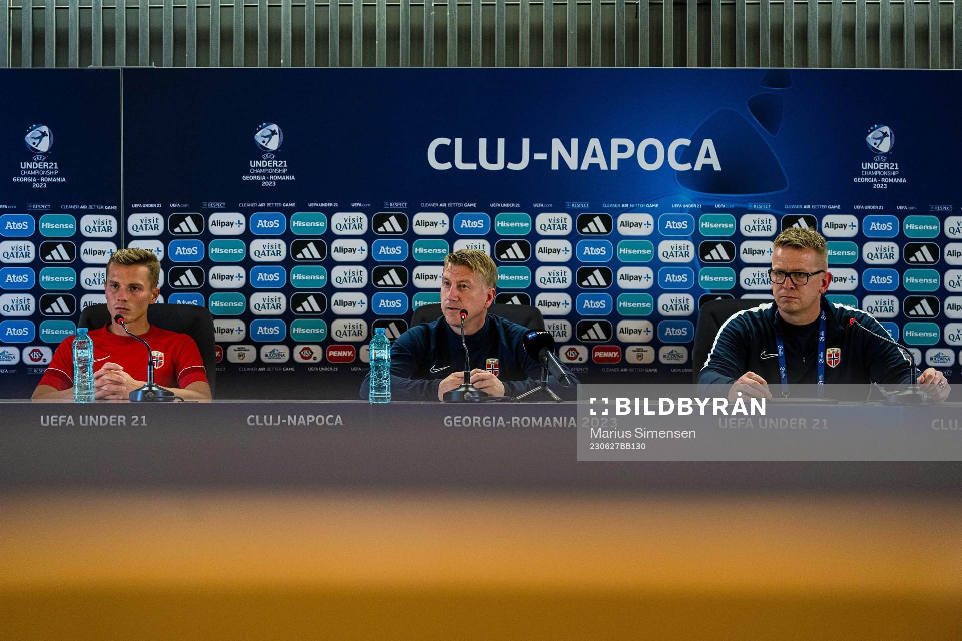 Johan Hove, Leif Gunnar Smerud, head coach, and head of