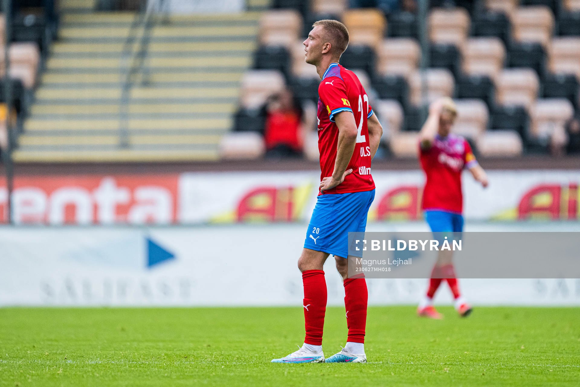 Helsingborgs Dennis Olsson deppar