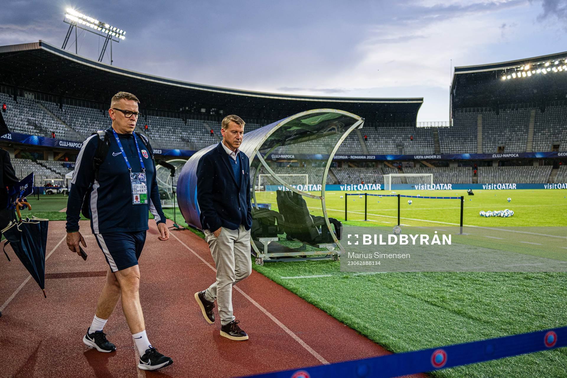 Head of communications Henning Sverdrup and Leif Gunnar