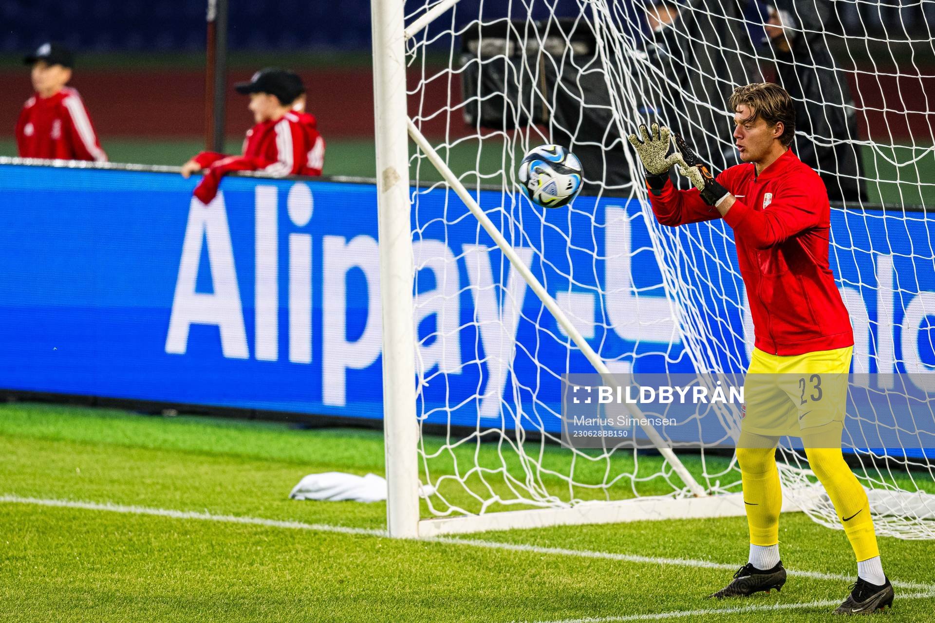 Rasmus Sandberg of Norway warms up
