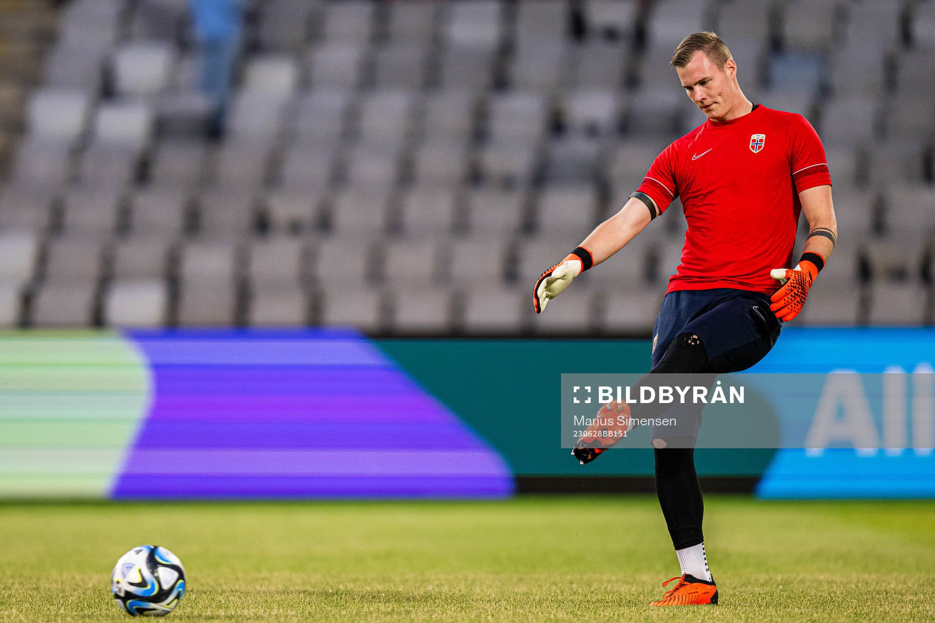 Kristoffer Klaesson of Norway warms up