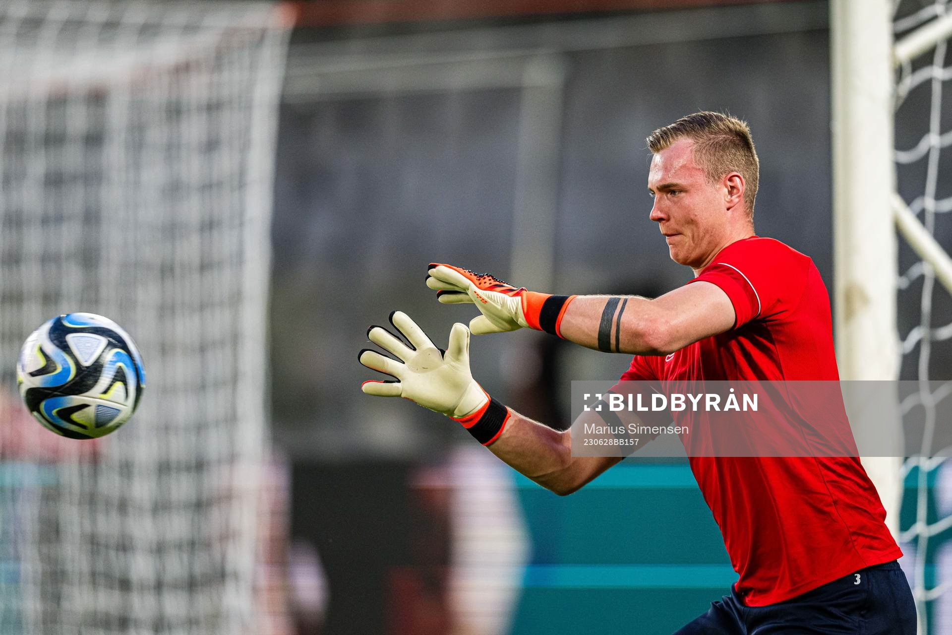 Kristoffer Klaesson of Norway warms up
