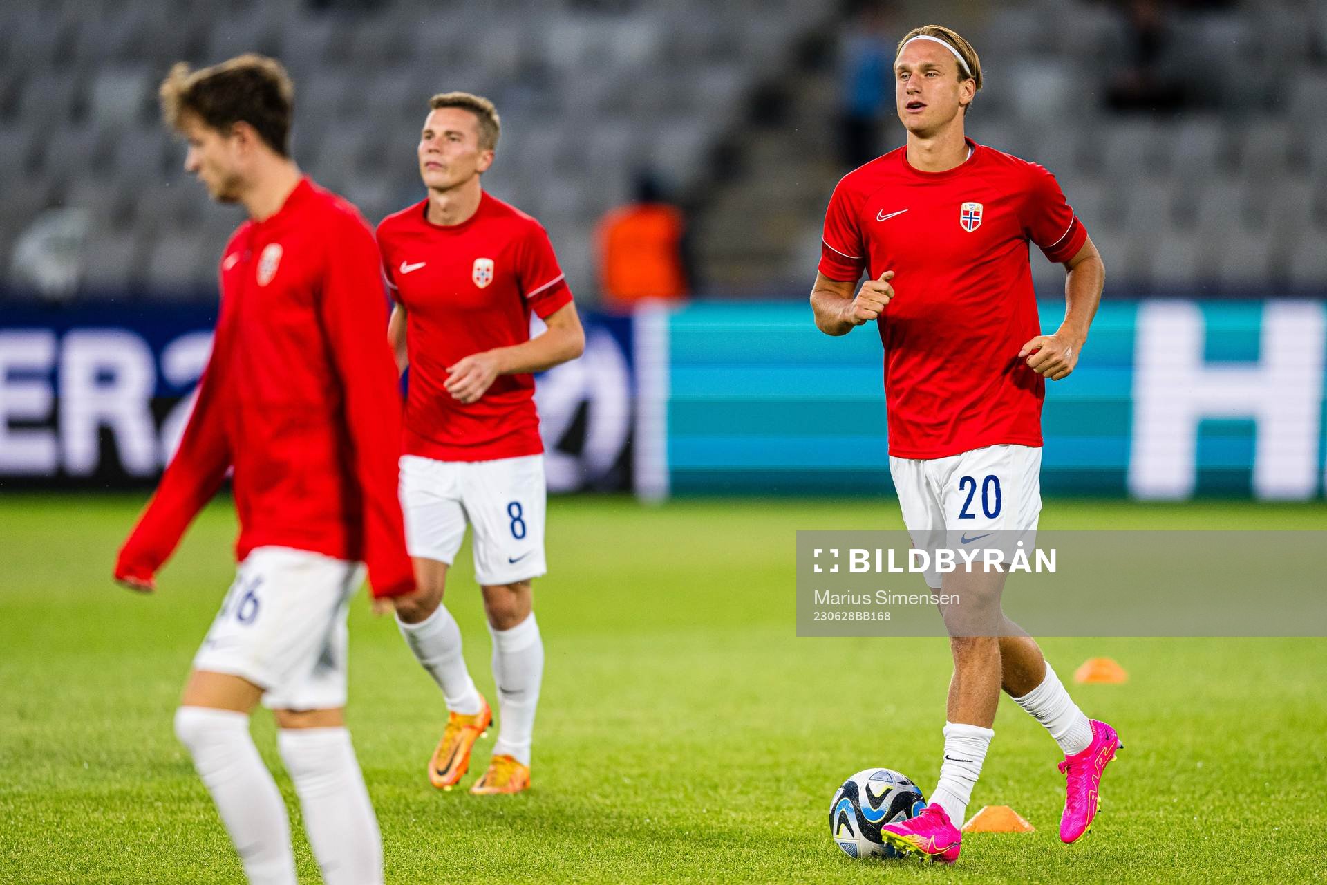 Erik Botheim of Norway warms up