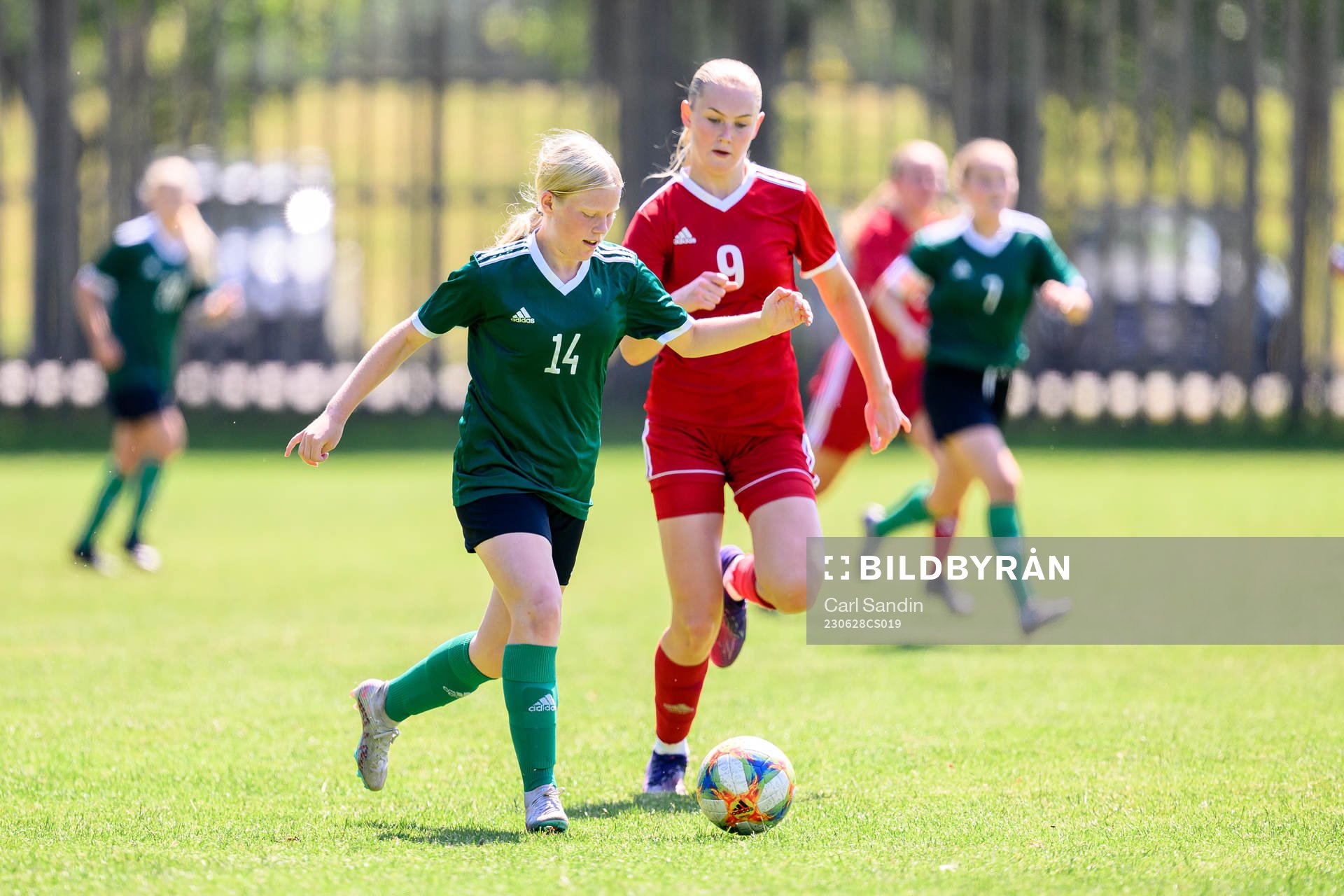 Anna Björk Heikkisdottir och Selma Dahlqvist