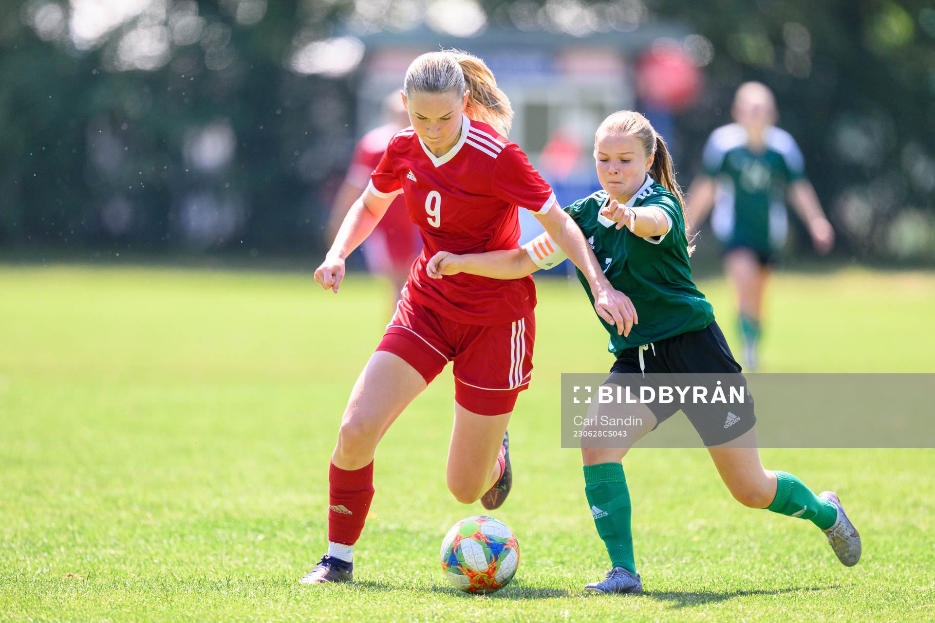 Selma Dahlqvist och Nova Jakobsson