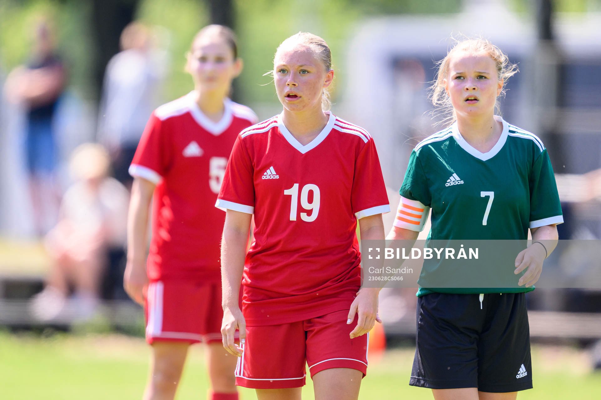 Matilda Köpsen Persson och Nova Jakobsson