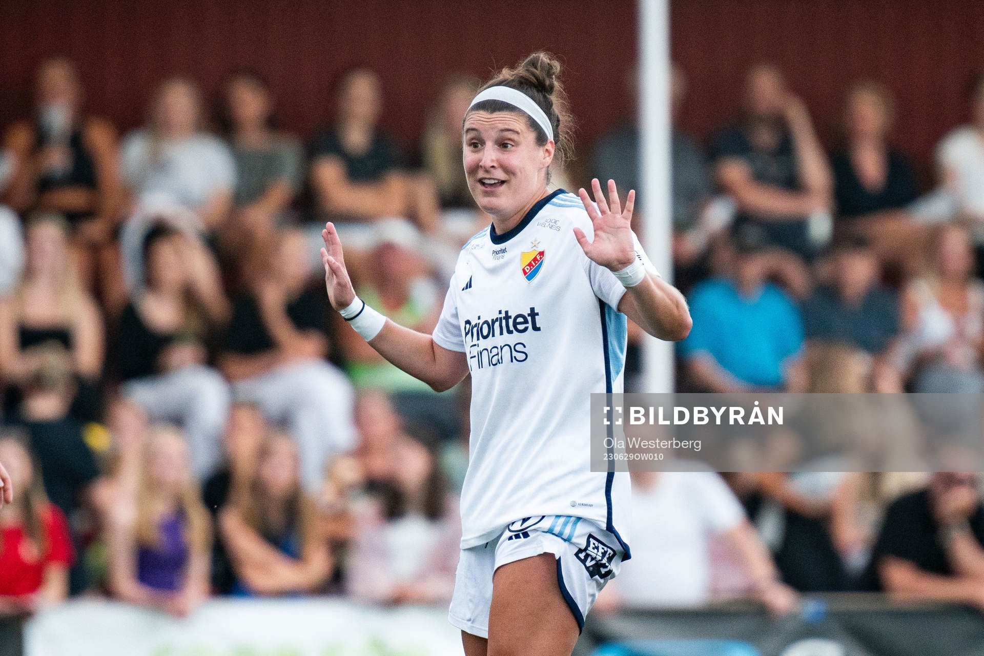 Djurgårdens Hayley Dowd reagerar