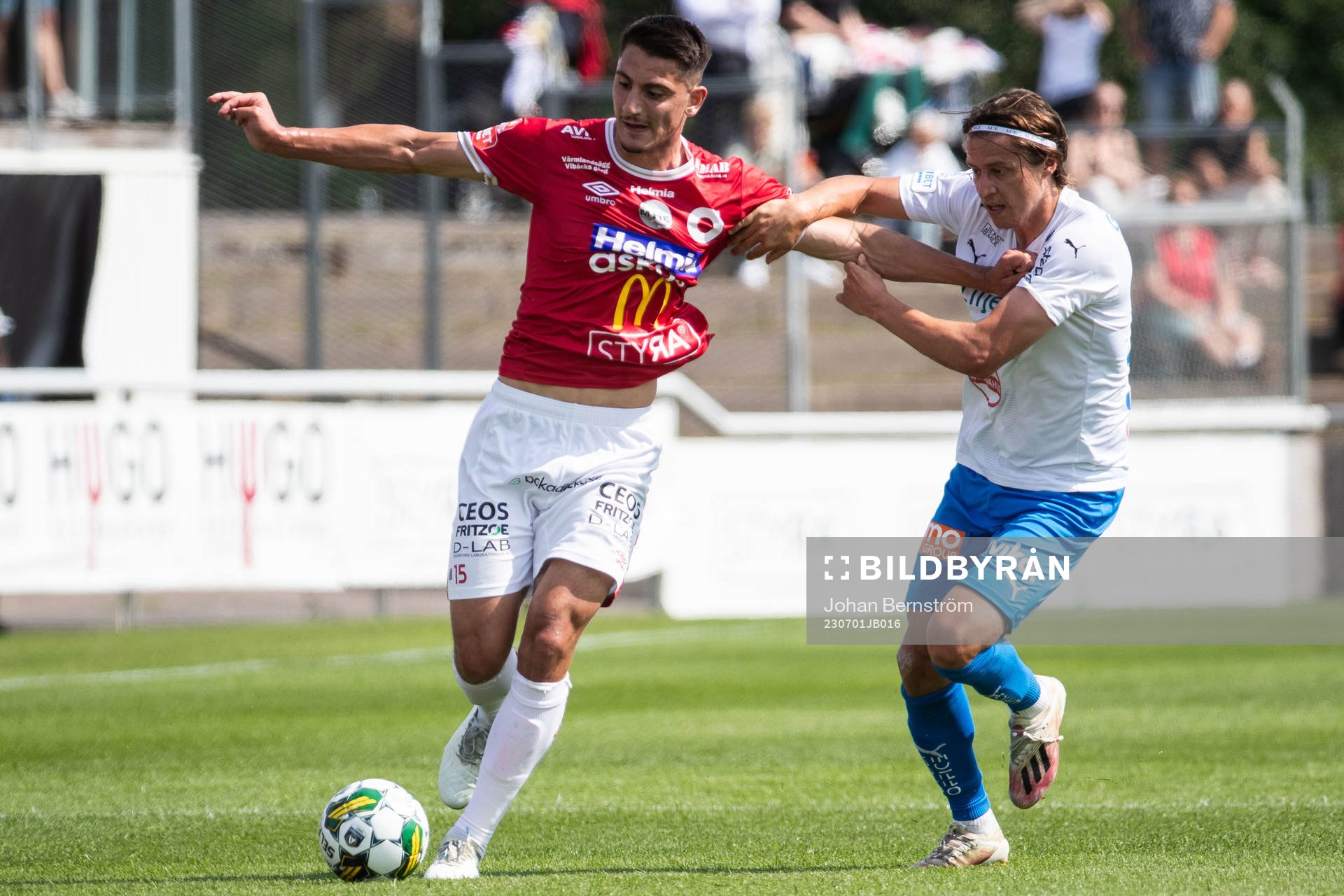 Degerfors Seid Korac och Värnamos Simon Thern